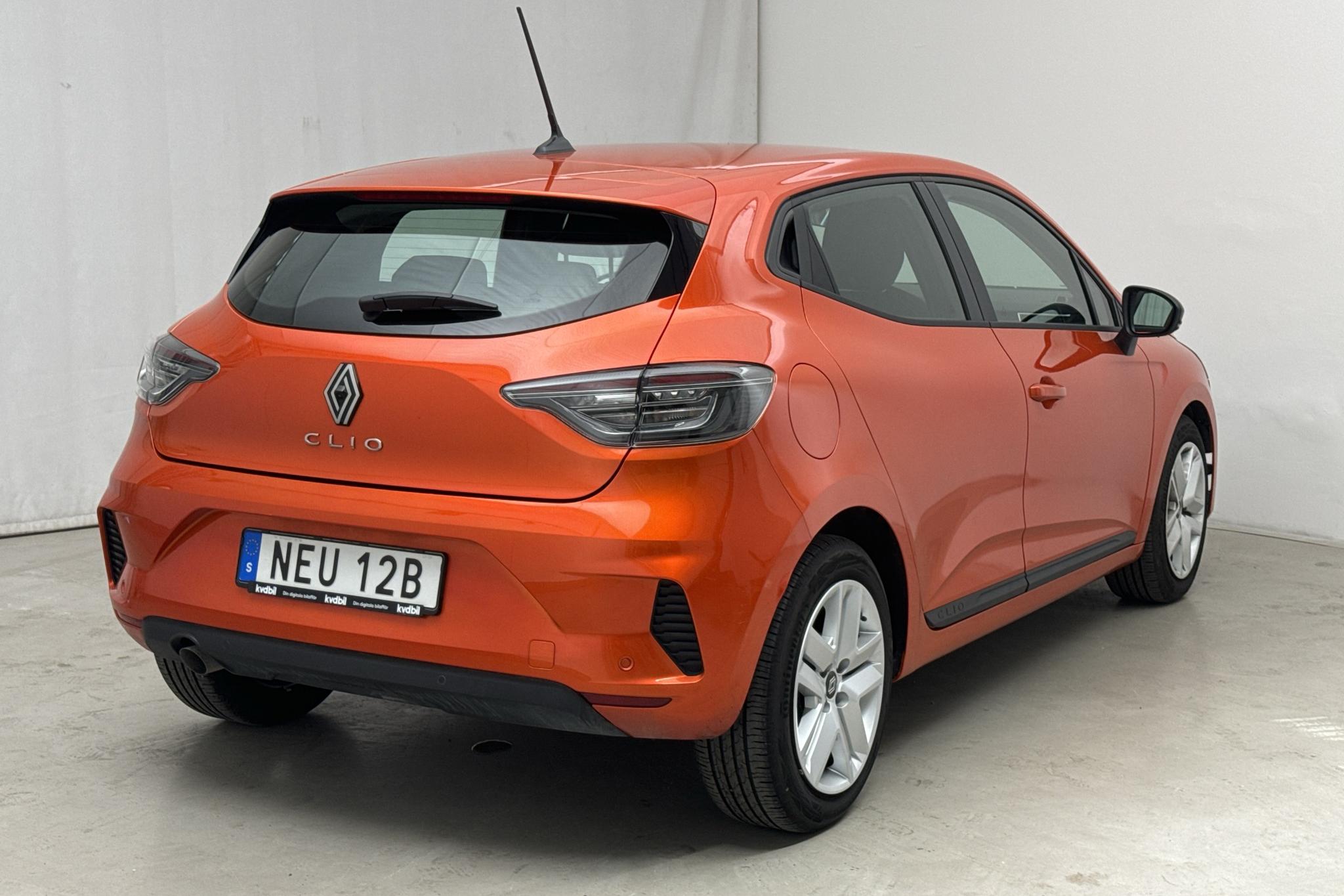 Renault Clio V 1.0 TCe 5dr (90hk) - 11 800 km - Käsitsi - oranž - 2024