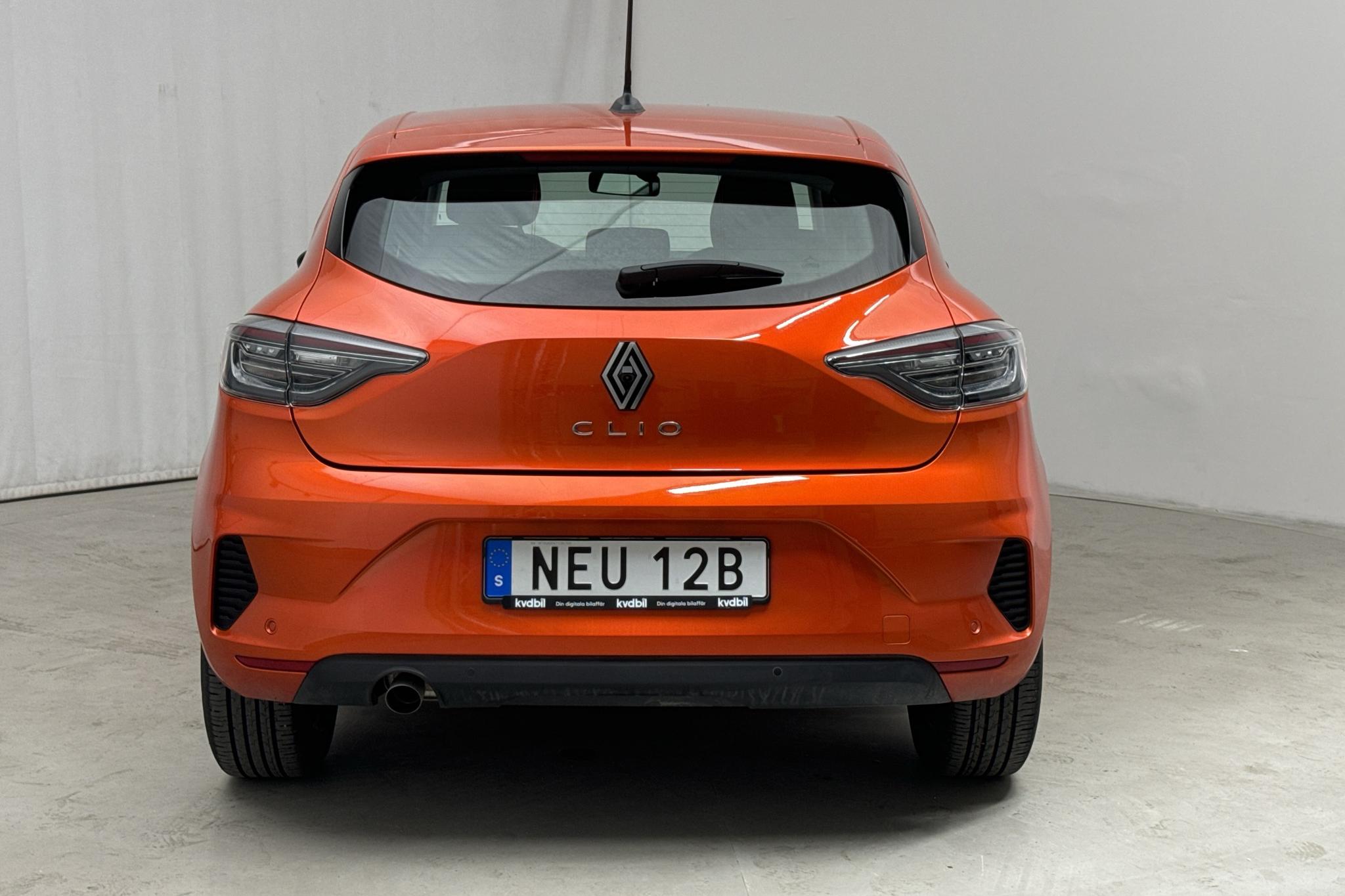 Renault Clio V 1.0 TCe 5dr (90hk) - 11 800 km - Manual - orange - 2024