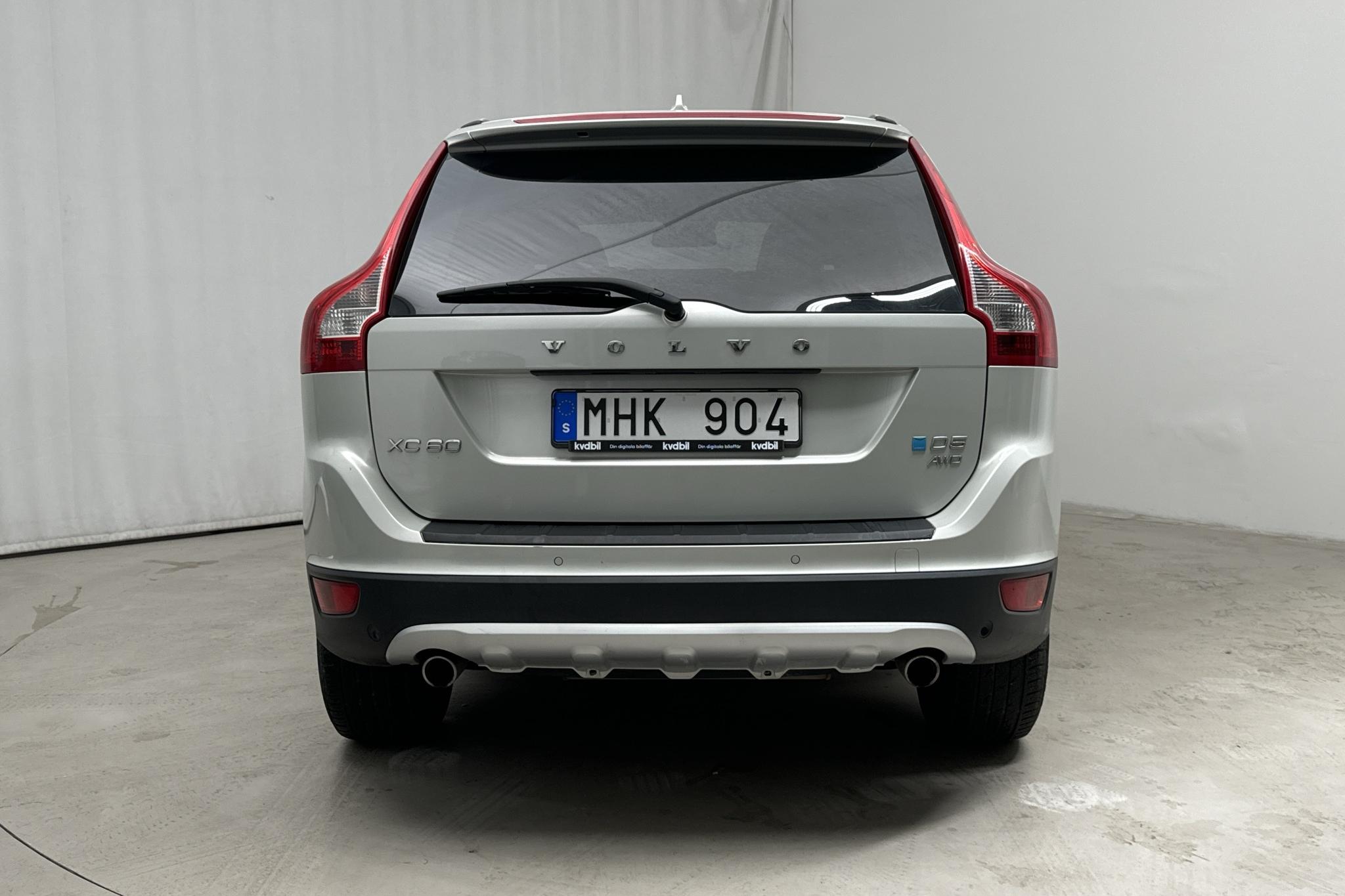 Volvo XC60 D5 AWD (215hk) - 248 820 km - Automatic - white - 2012