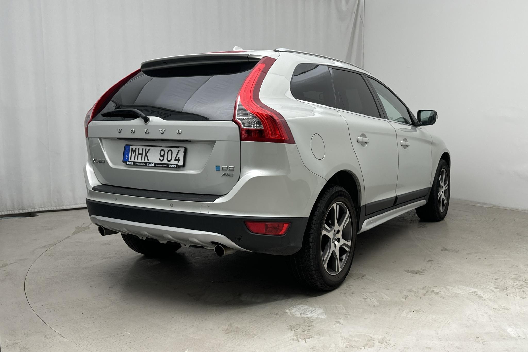 Volvo XC60 D5 AWD (215hk) - 248 820 km - Automaatne - valge - 2012