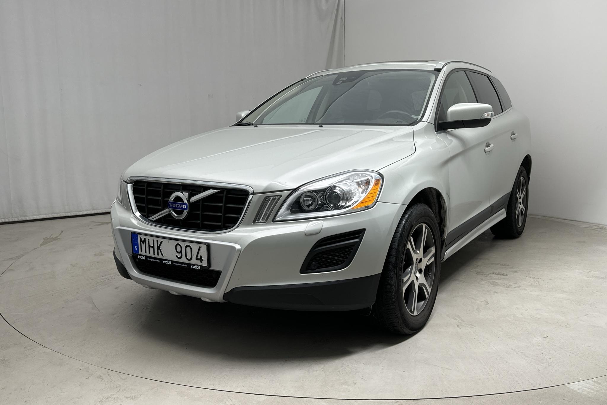 Volvo XC60 D5 AWD (215hk) - 248 820 km - Automatyczna - biały - 2012