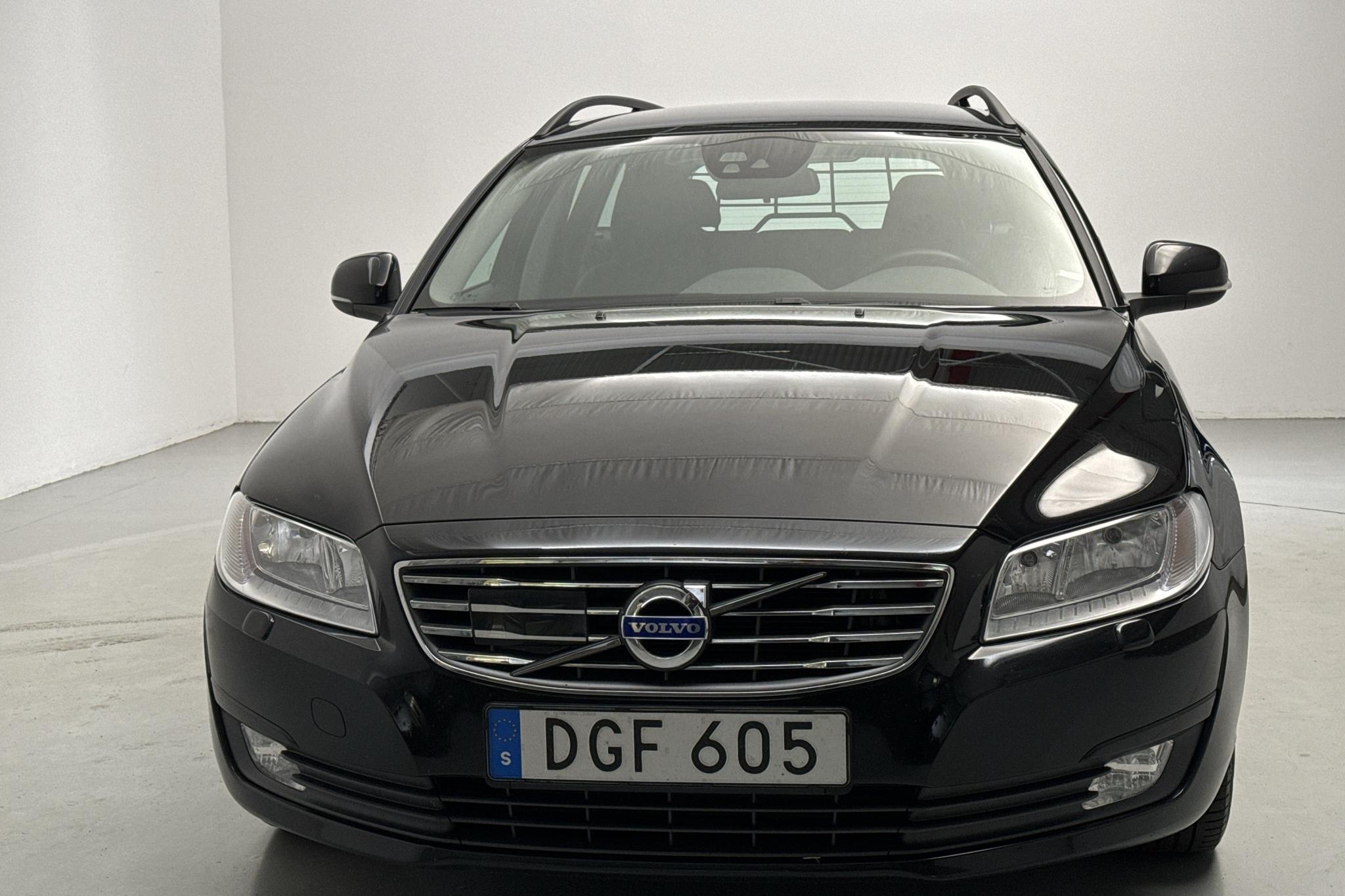 Volvo V70 II D3 (150hk) - 96 360 km - Automatyczna - czarny - 2016