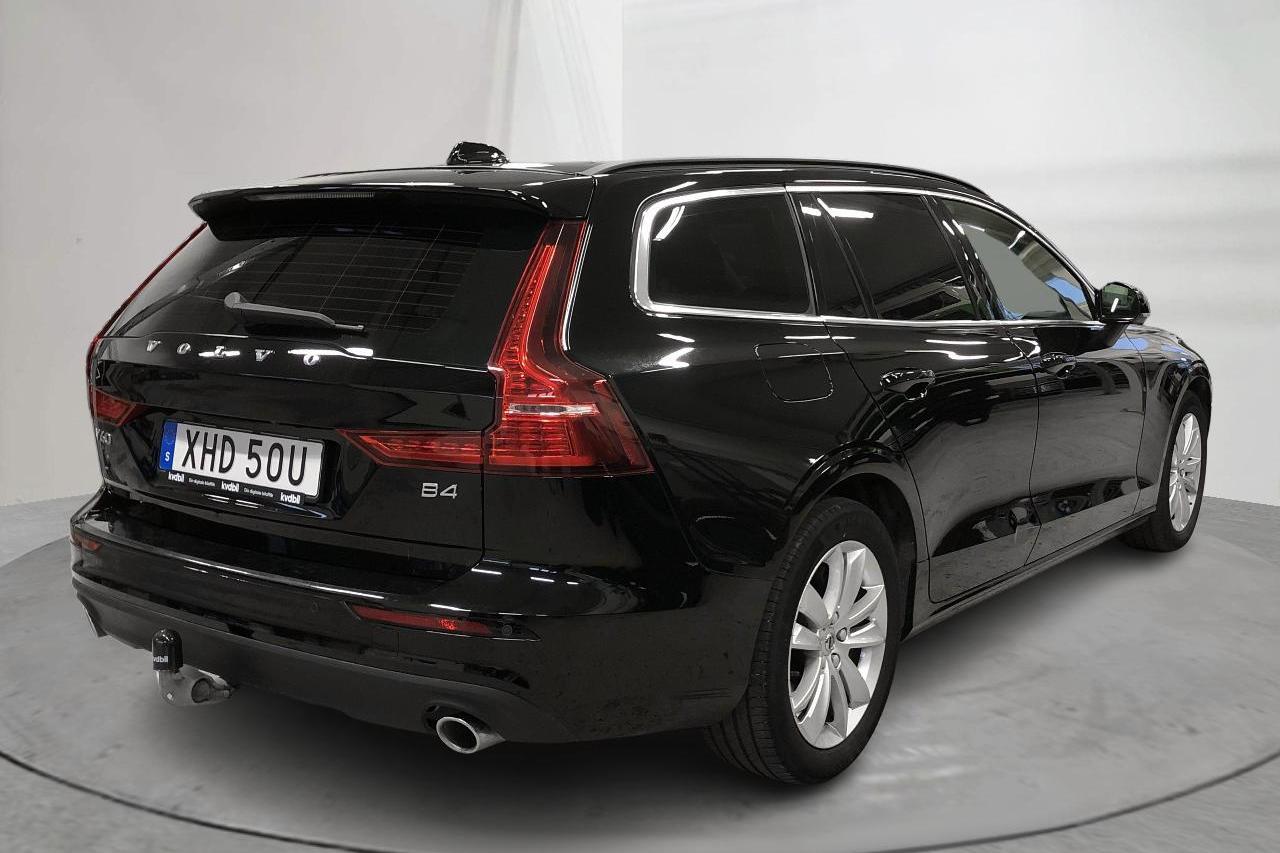 Volvo V60 B4 Mildhybrid, Diesel (197hk) - 74 410 km - Automatyczna - czarny - 2022