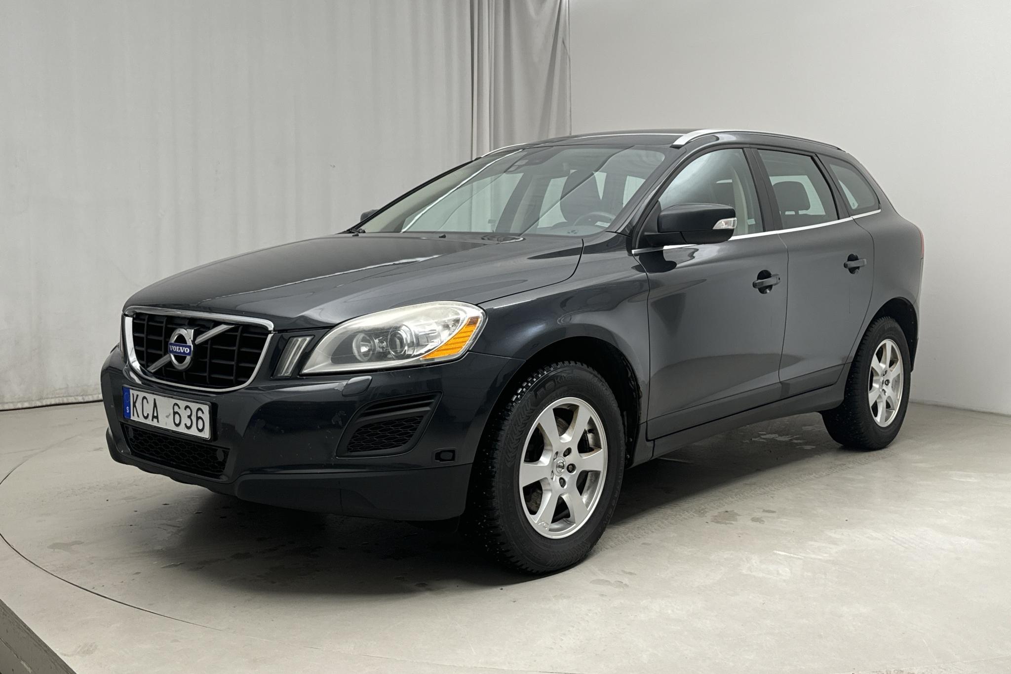 Volvo XC60 D5 AWD (205hk) - 262 160 km - Automaattinen - harmaa - 2011