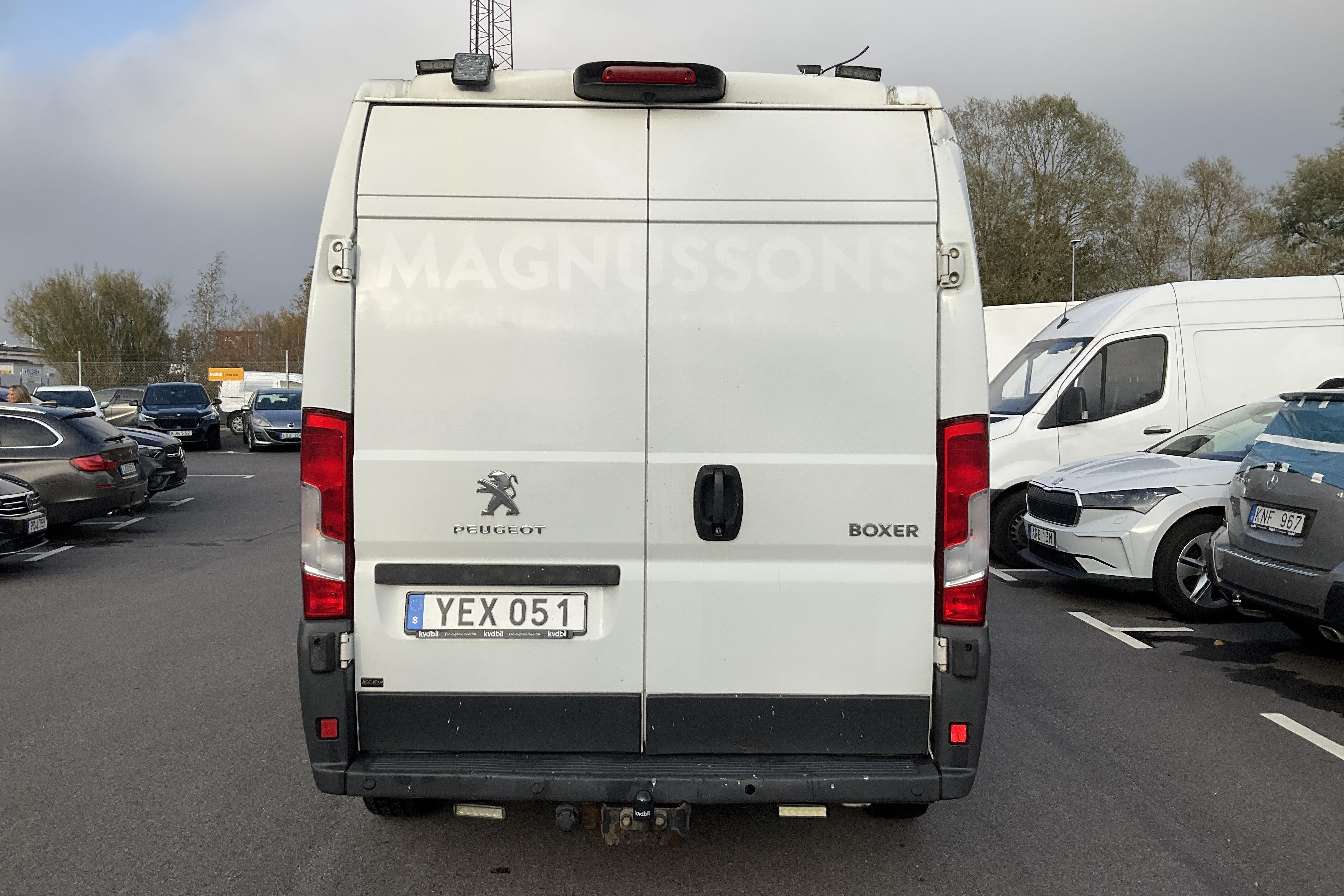 Peugeot Boxer 335 2.0 BlueHDi Skåp (163hk) - 181 320 km - Manualna - biały - 2016