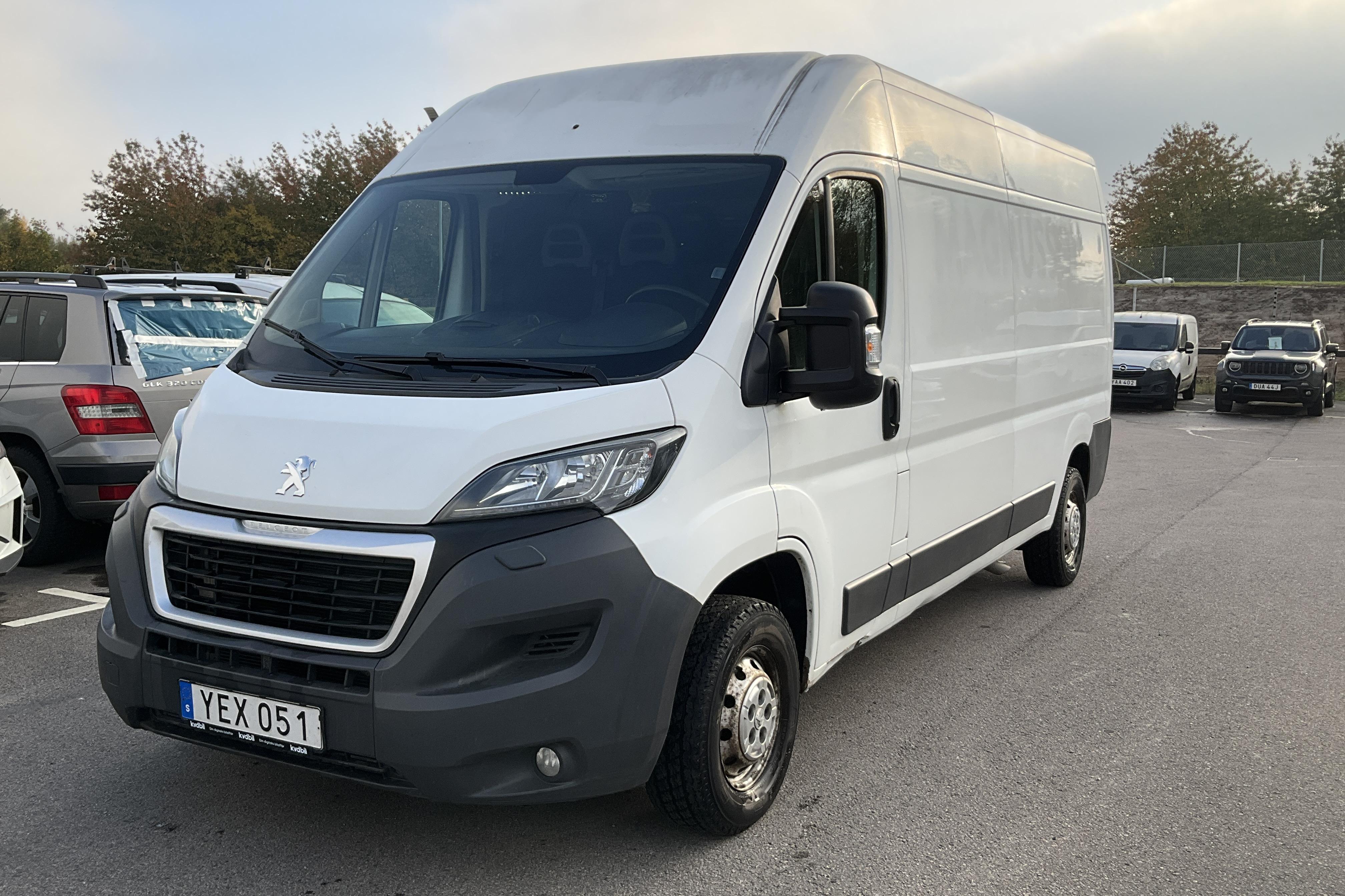 Peugeot Boxer 335 2.0 BlueHDi Skåp (163hk) - 181 320 km - Manuaalinen - valkoinen - 2016