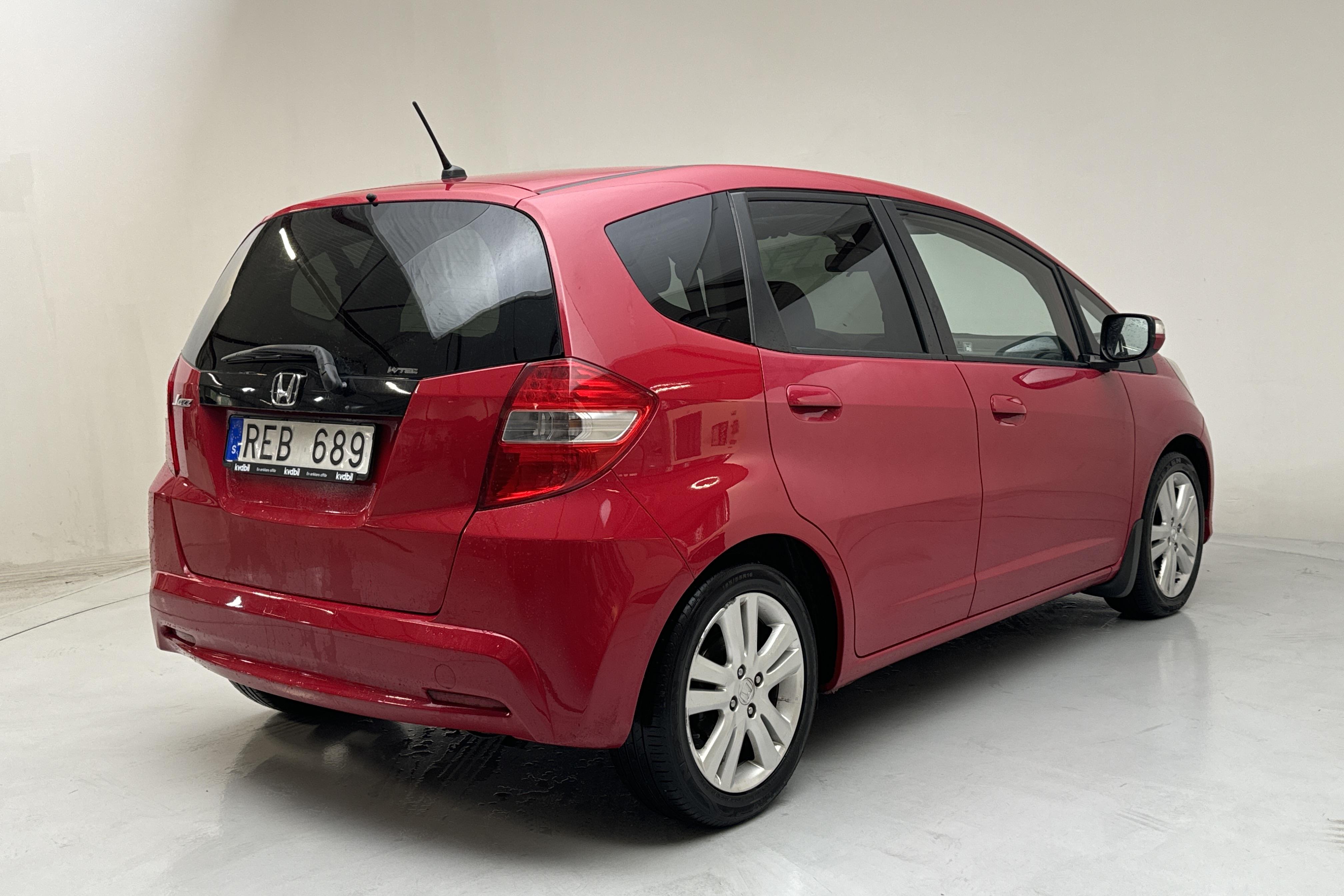 Honda Jazz 1.4 (100hk) - 226 130 km - Manuaalinen - punainen - 2012