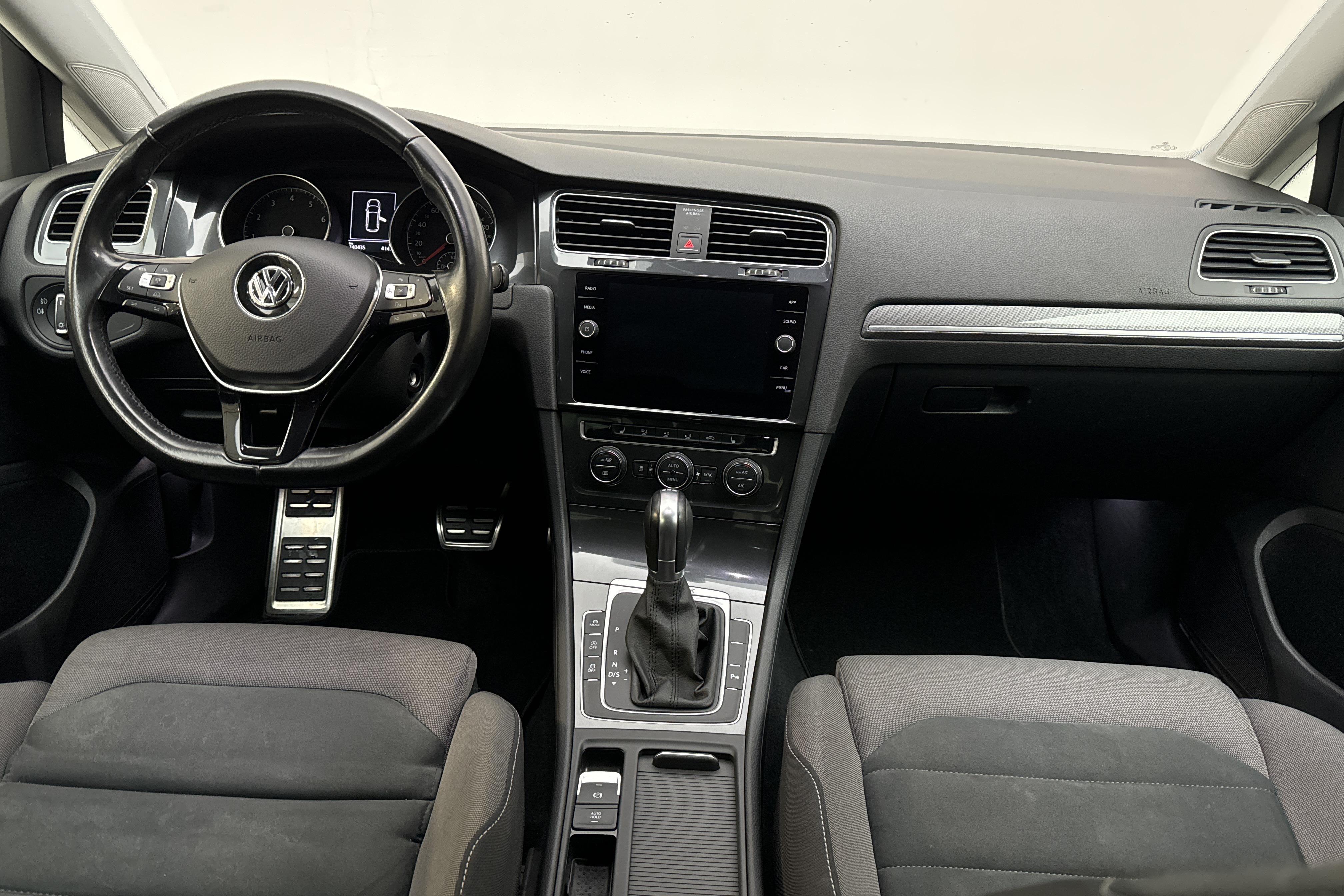 VW Golf Alltrack 1.8 TSI 4Motion (180hk) - 140 430 km - Automaatne - hõbe - 2017