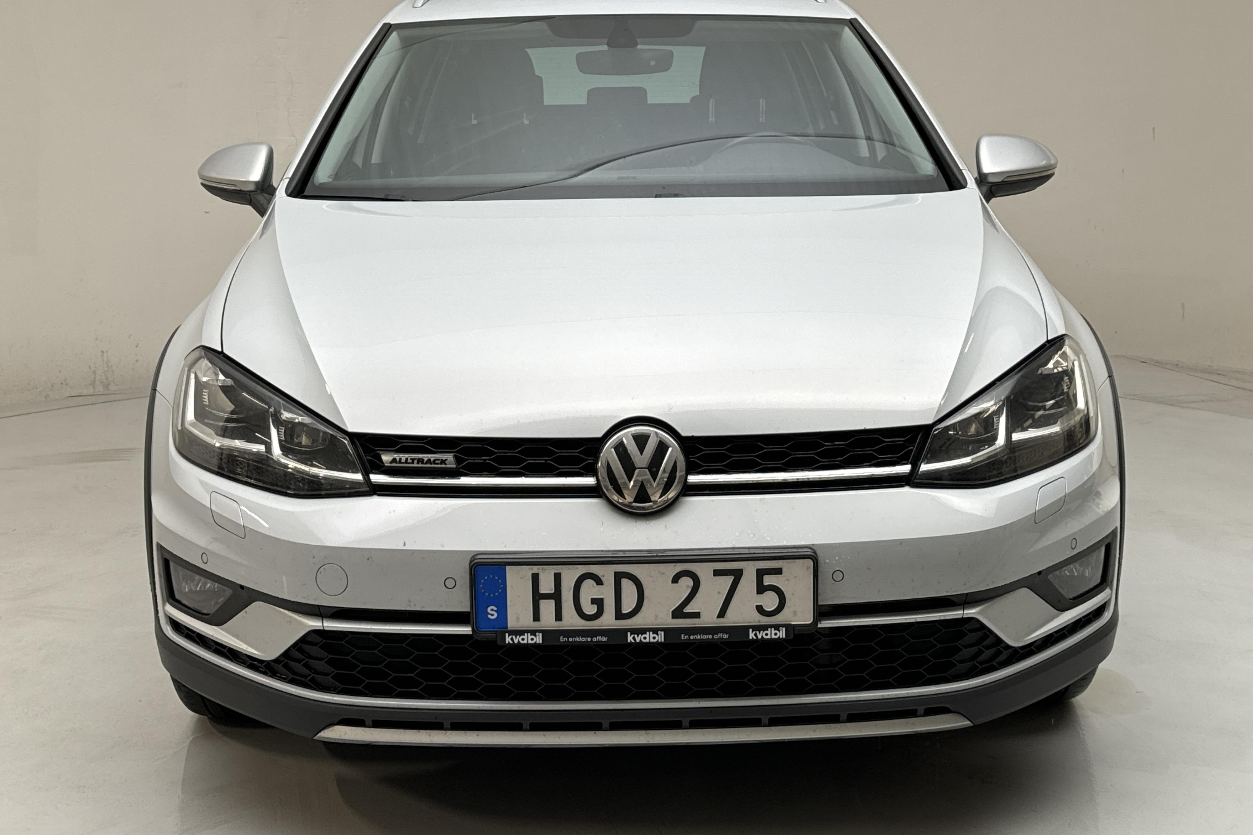 VW Golf Alltrack 1.8 TSI 4Motion (180hk) - 140 430 km - Automaatne - hõbe - 2017