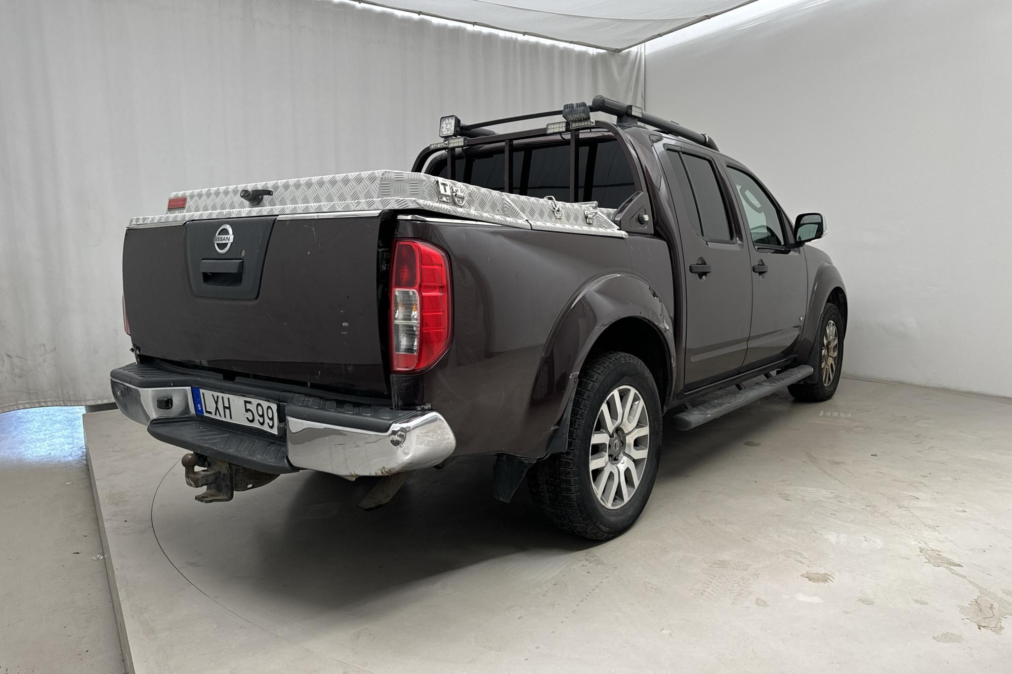 Nissan Navara 3.0 dCi V6 (231hk) - 251 940 km - Automatic - Dark Brown - 2012