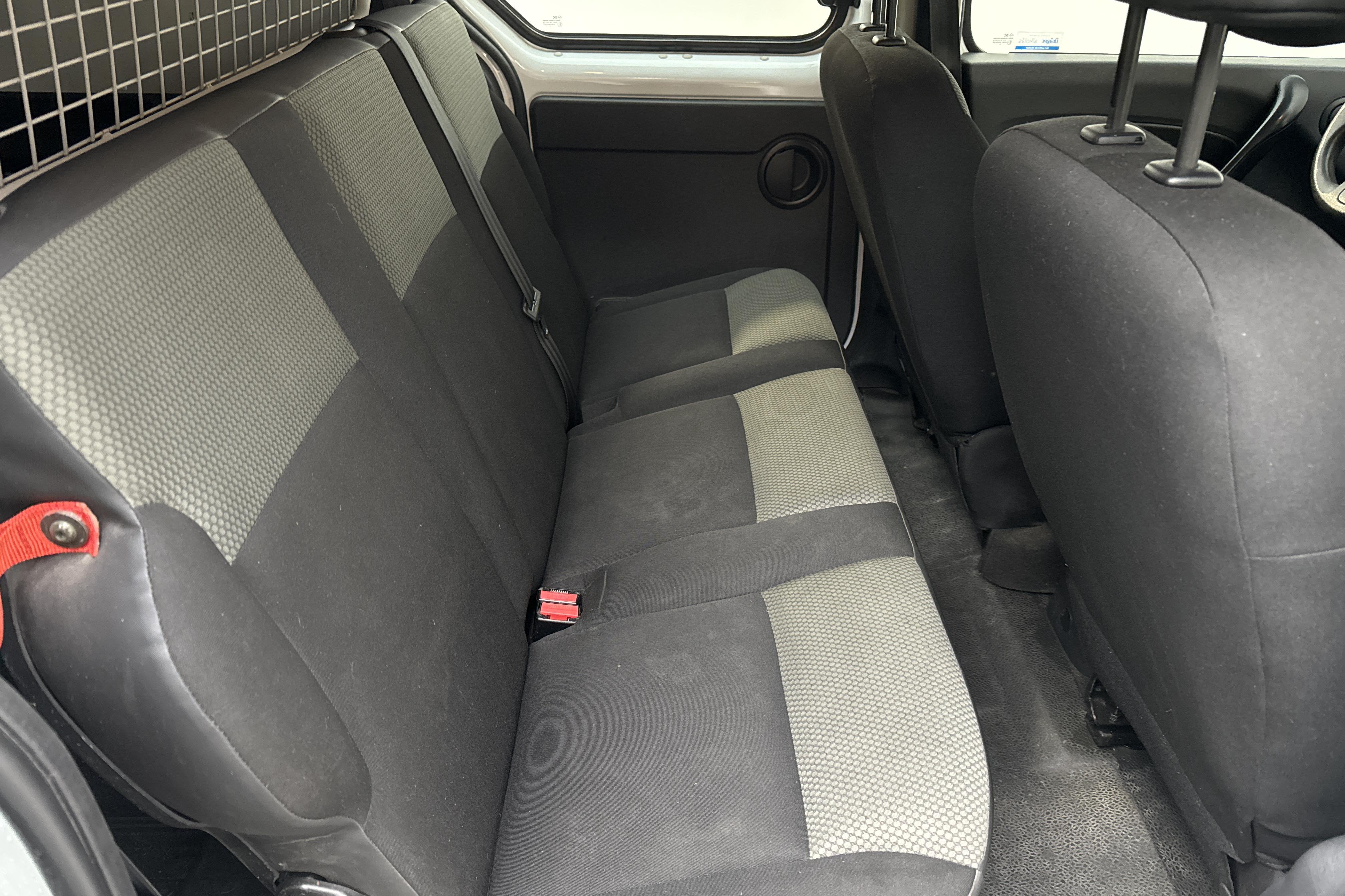 Renault Kangoo 1.5 dCi Maxi skåp (90hk) - 139 610 km - Käsitsi - valge - 2017