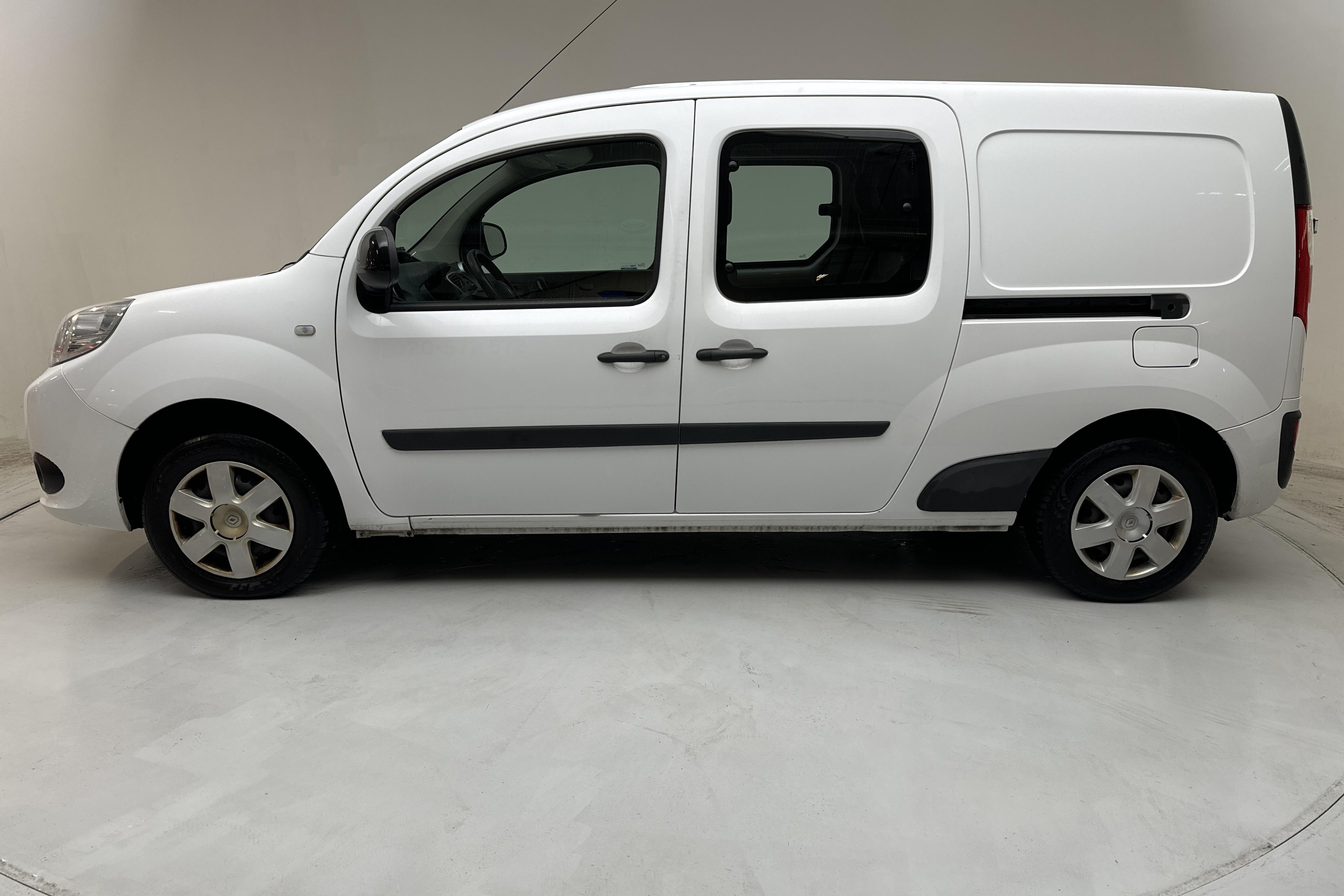 Renault Kangoo 1.5 dCi Maxi skåp (90hk) - 139 610 km - Manuaalinen - valkoinen - 2017