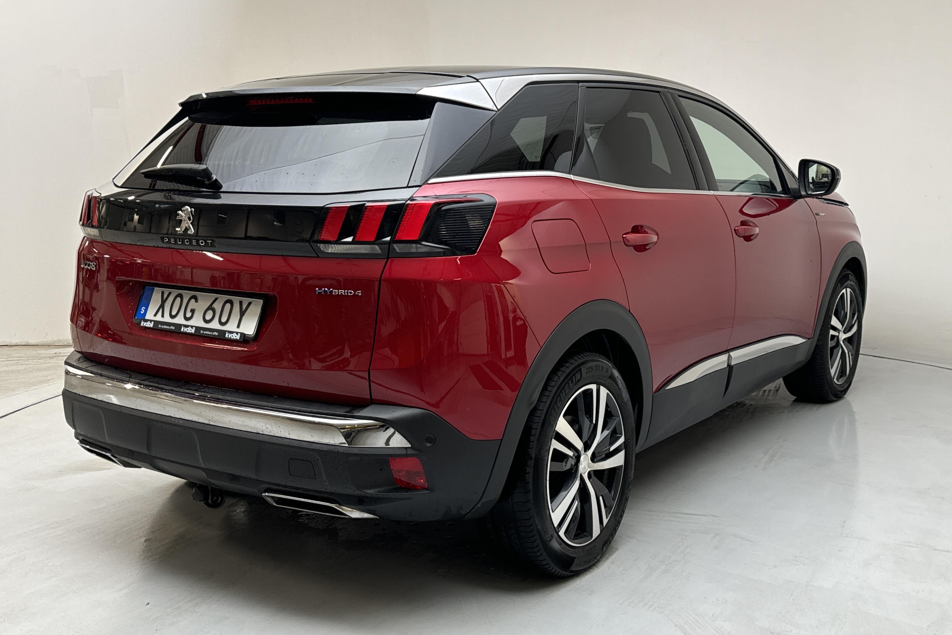 Peugeot 3008 1.6 Plug-in Hybrid 4 (300hk) - 69 840 km - Automatyczna - czerwony - 2021