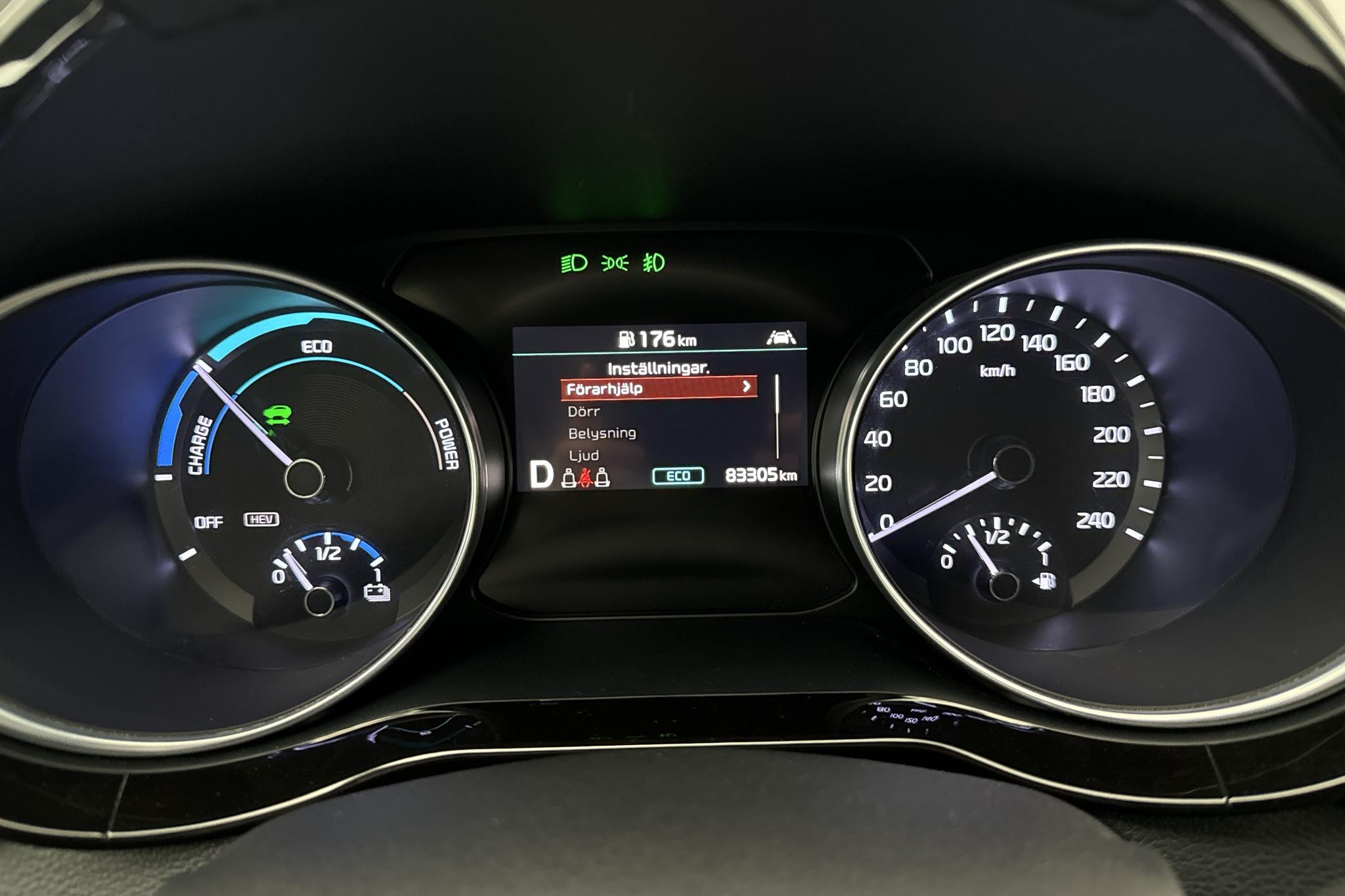 KIA Ceed 1.6 Plug-in Hybrid SW (141hk) - 83 310 km - Automatyczna - biały - 2021