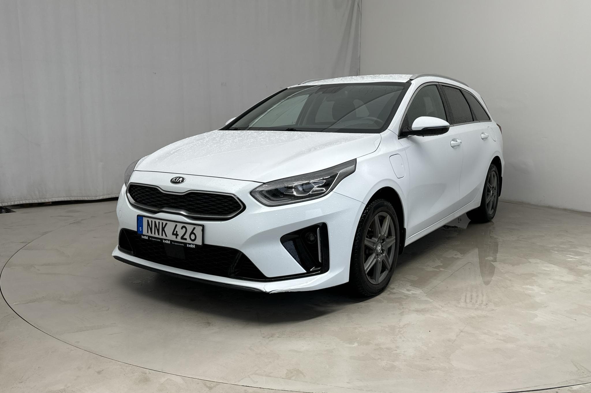 KIA Ceed 1.6 Plug-in Hybrid SW (141hk) - 83 310 km - Automaattinen - valkoinen - 2021