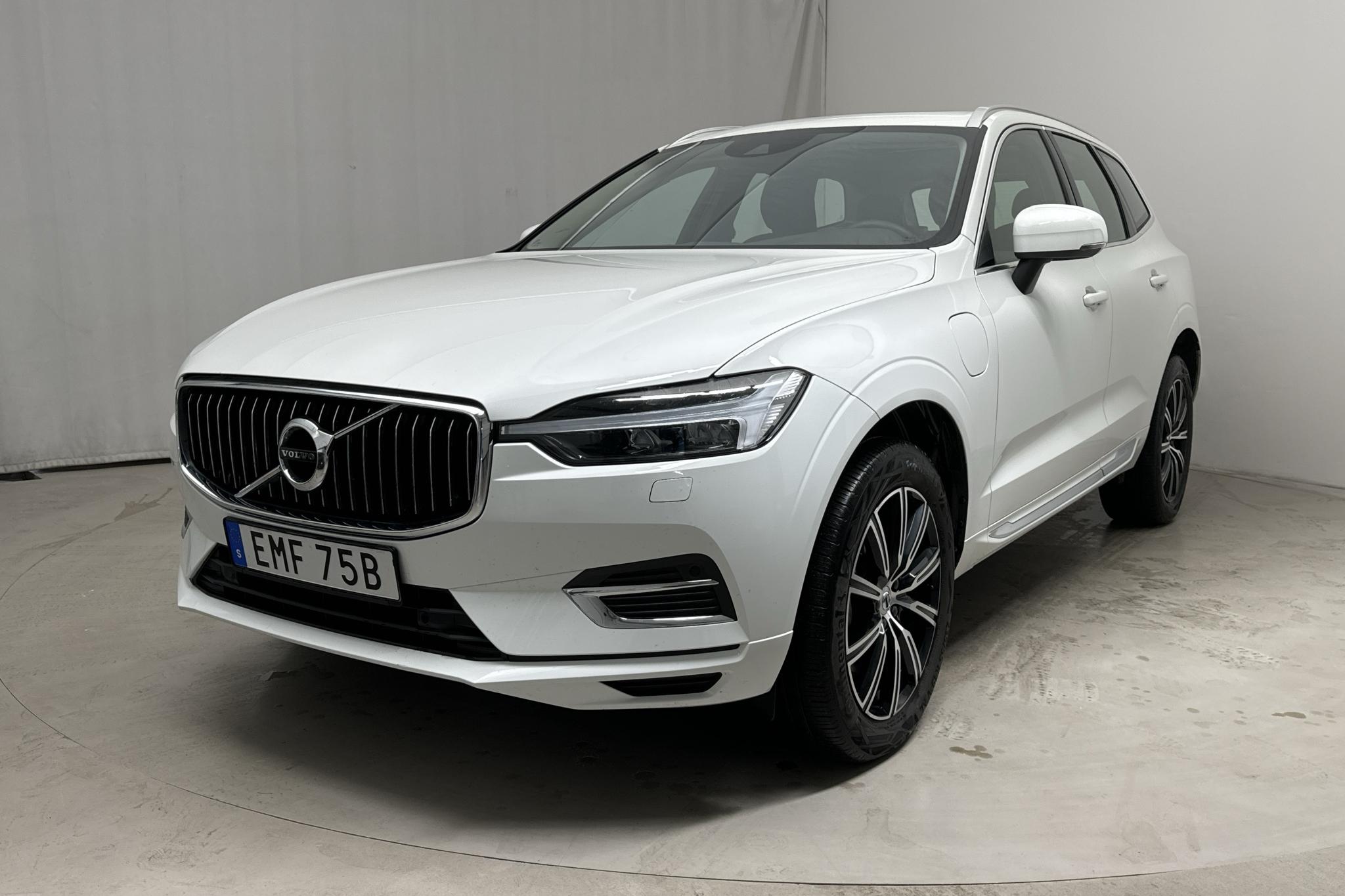 Volvo XC60 T6 AWD Recharge (340hk) - 5 488 mil - Automat - vit - 2021