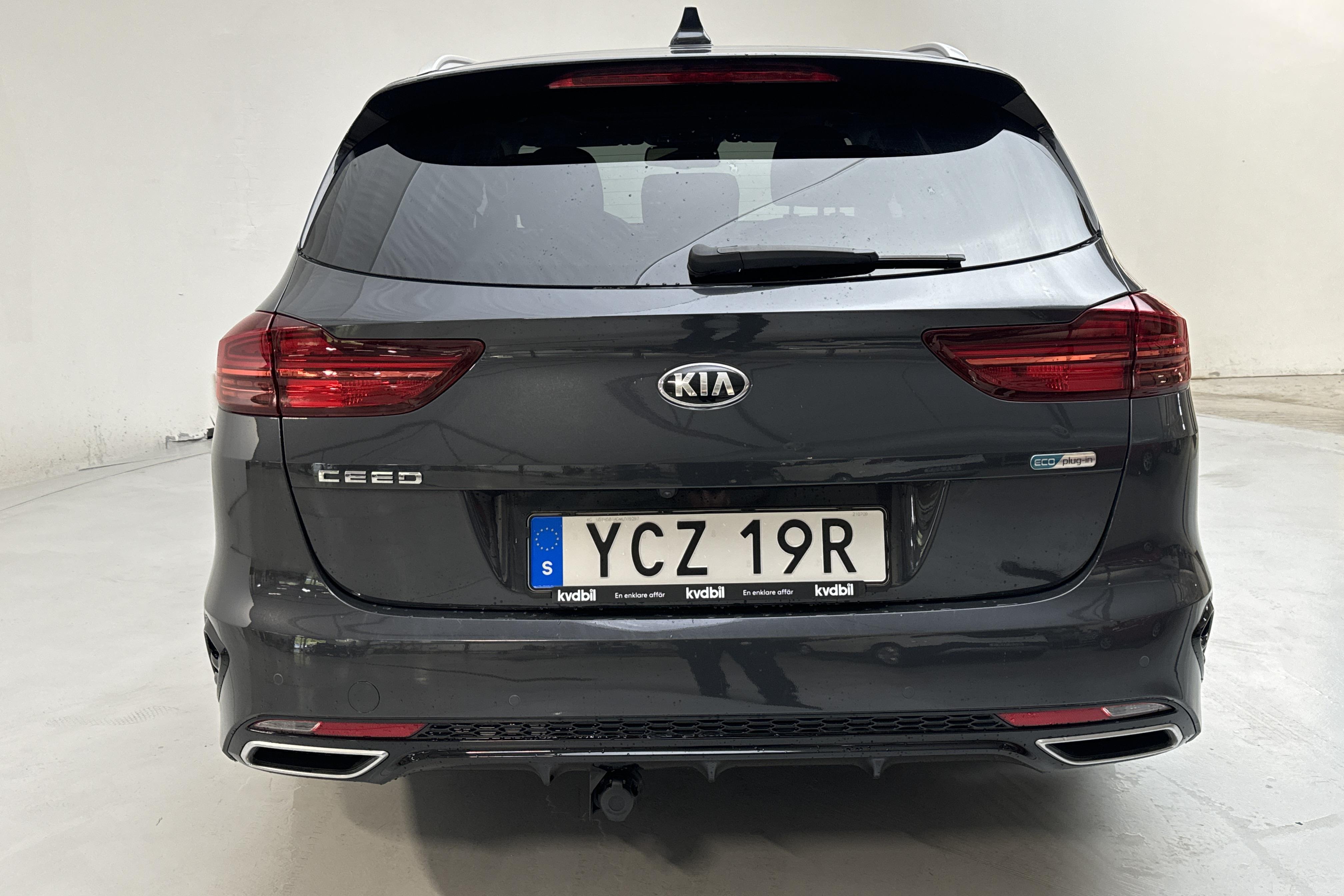 KIA Ceed 1.6 Plug-in Hybrid SW (141hk) - 55 040 km - Automatyczna - szary - 2021