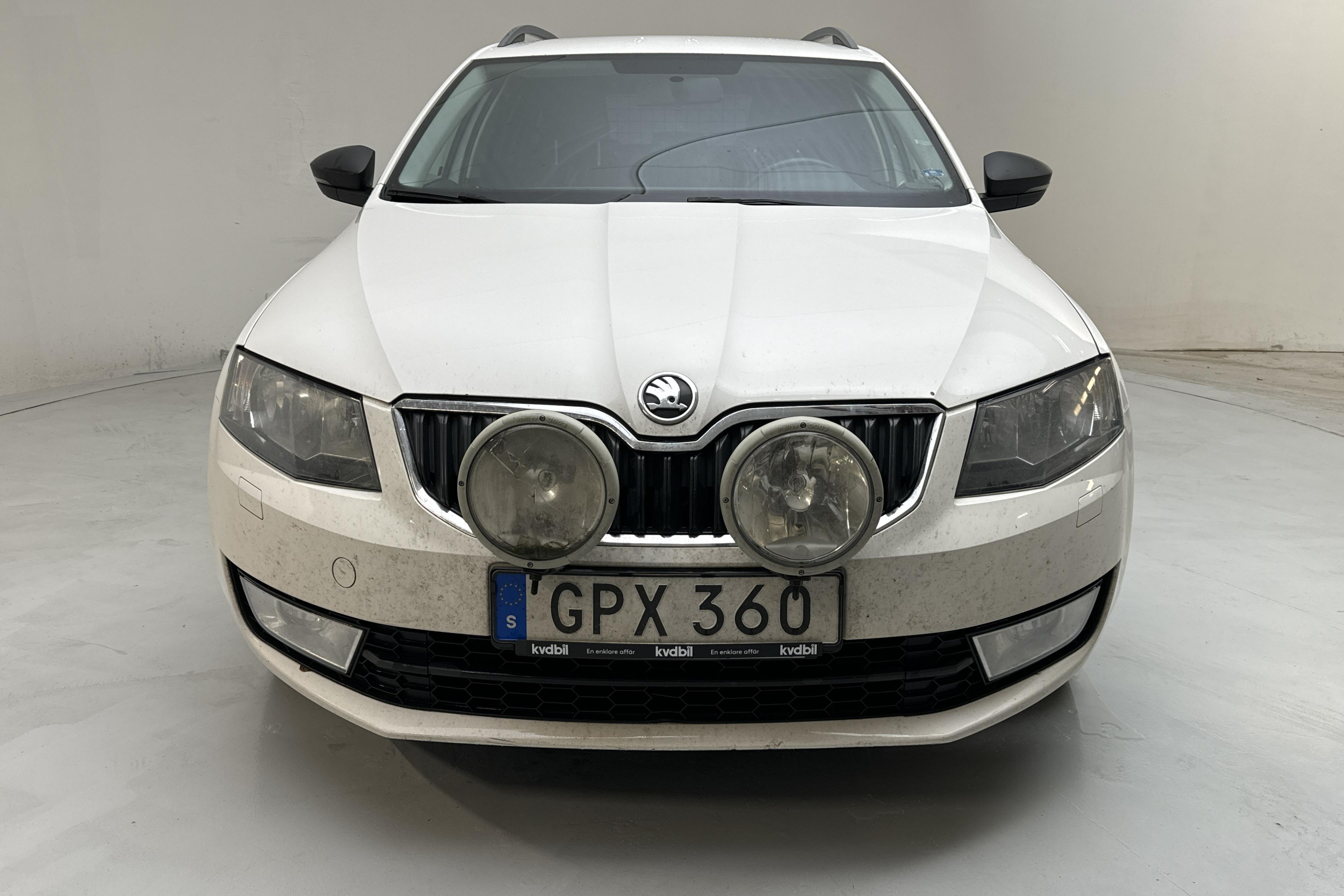 Skoda Octavia III 1.6 TDI CR Combi 4X4 (105hk) - 25 673 mil - Manuell - vit - 2015