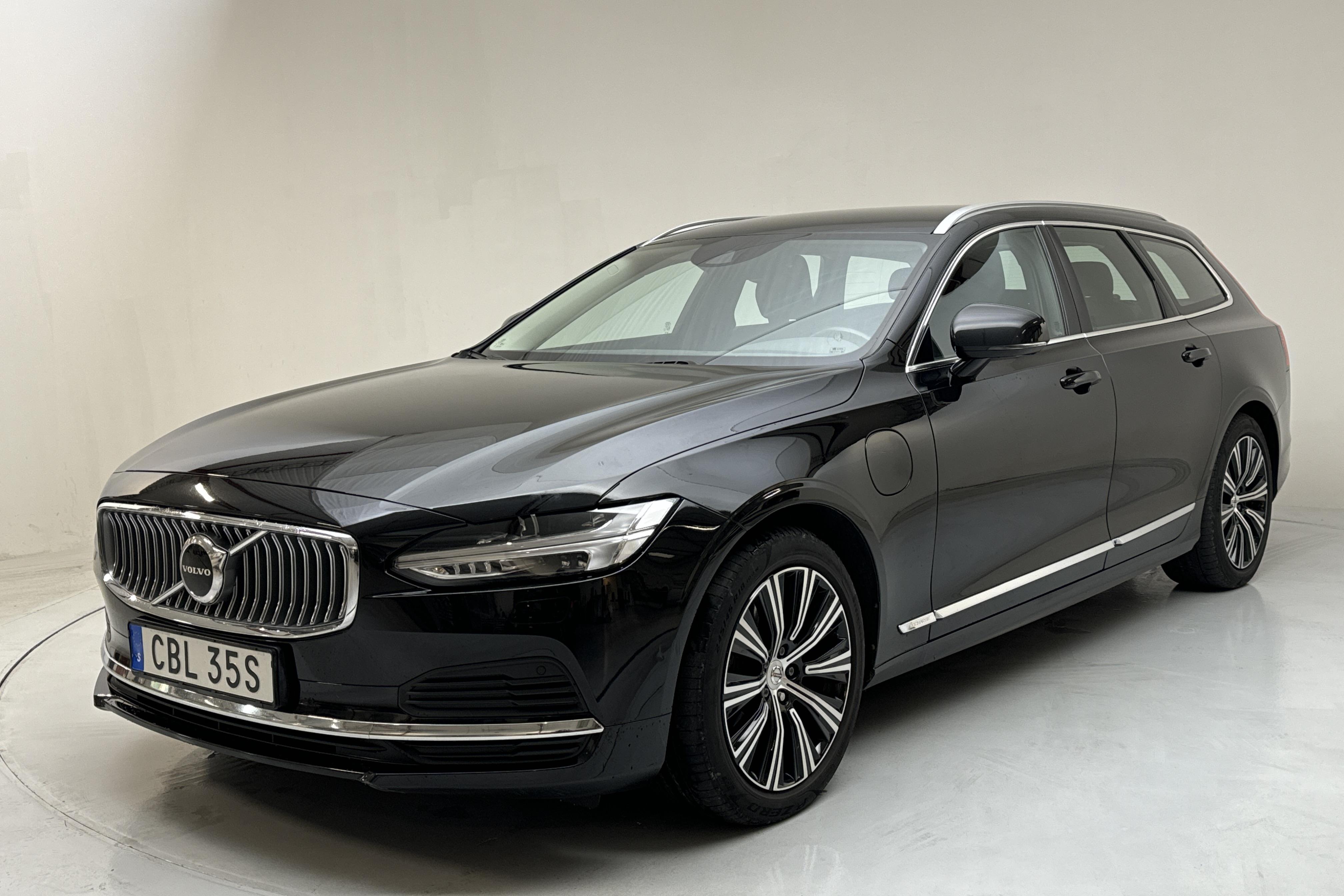 Volvo V90 T6 AWD Twin Engine (340hk) - 142 670 km - Automatic - black - 2021