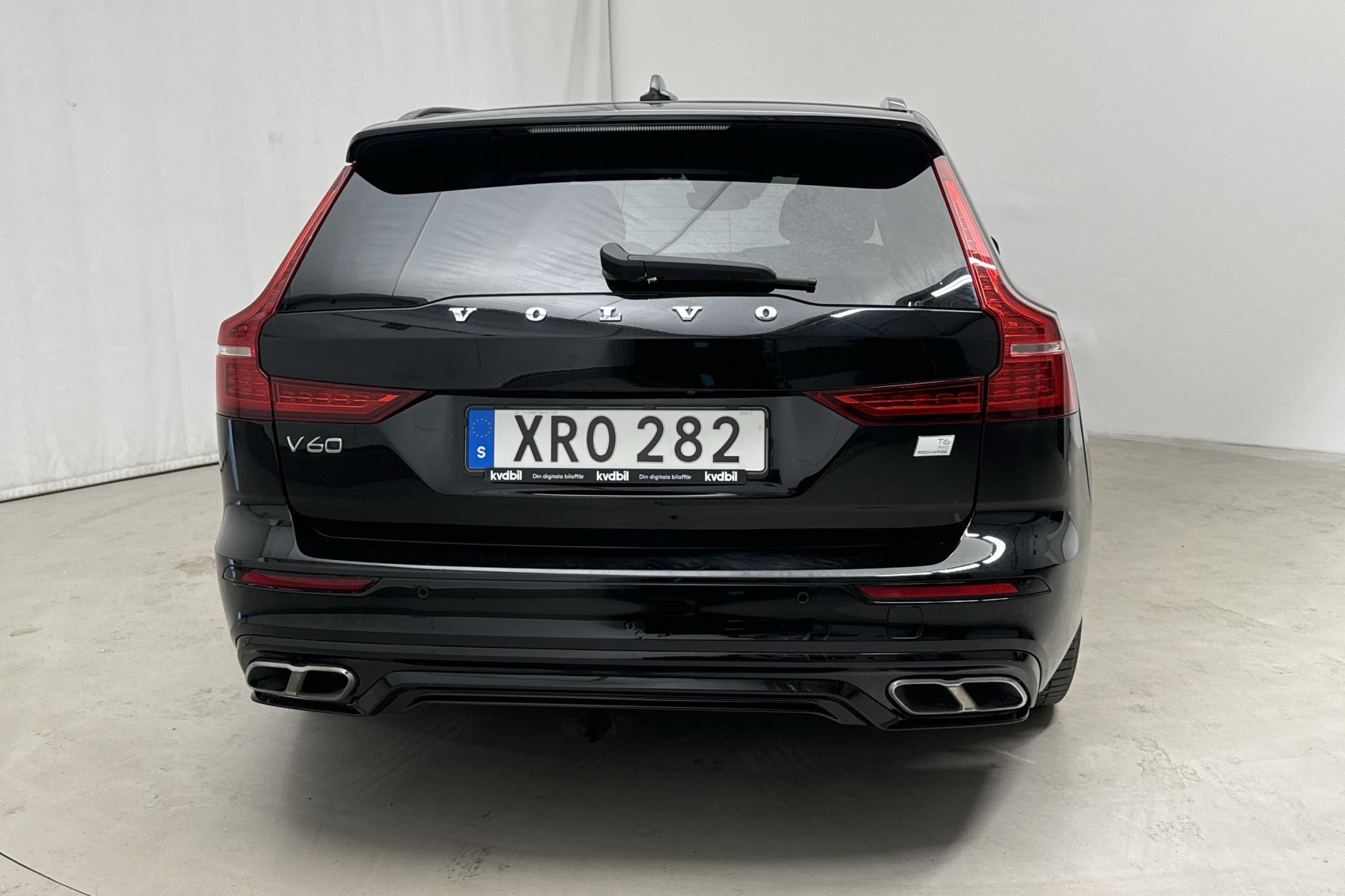 Volvo V60 T6 AWD Twin Engine (340hk) - 124 370 km - Automatyczna - czarny - 2021