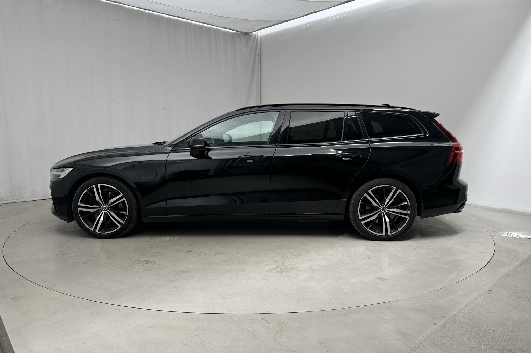 Volvo V60 T6 AWD Twin Engine (340hk) - 124 370 km - Automatyczna - czarny - 2021