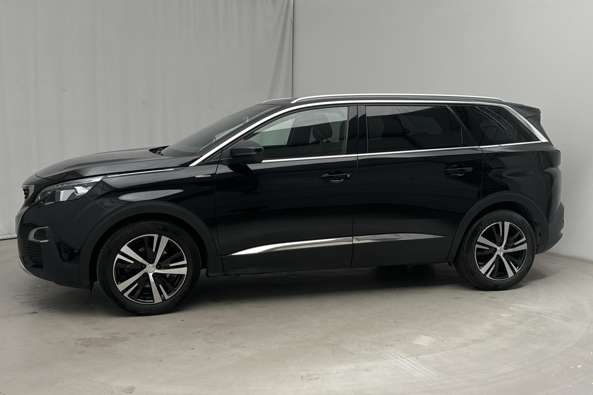 Peugeot 5008 1.5 BlueHDi (130hk) - 69 690 km - Automaattinen - musta - 2019