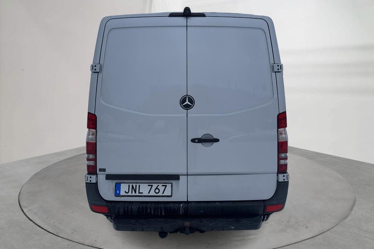 Mercedes Sprinter 213 CDI (129hk) - 14 624 mil - Manuell - silver - 2015