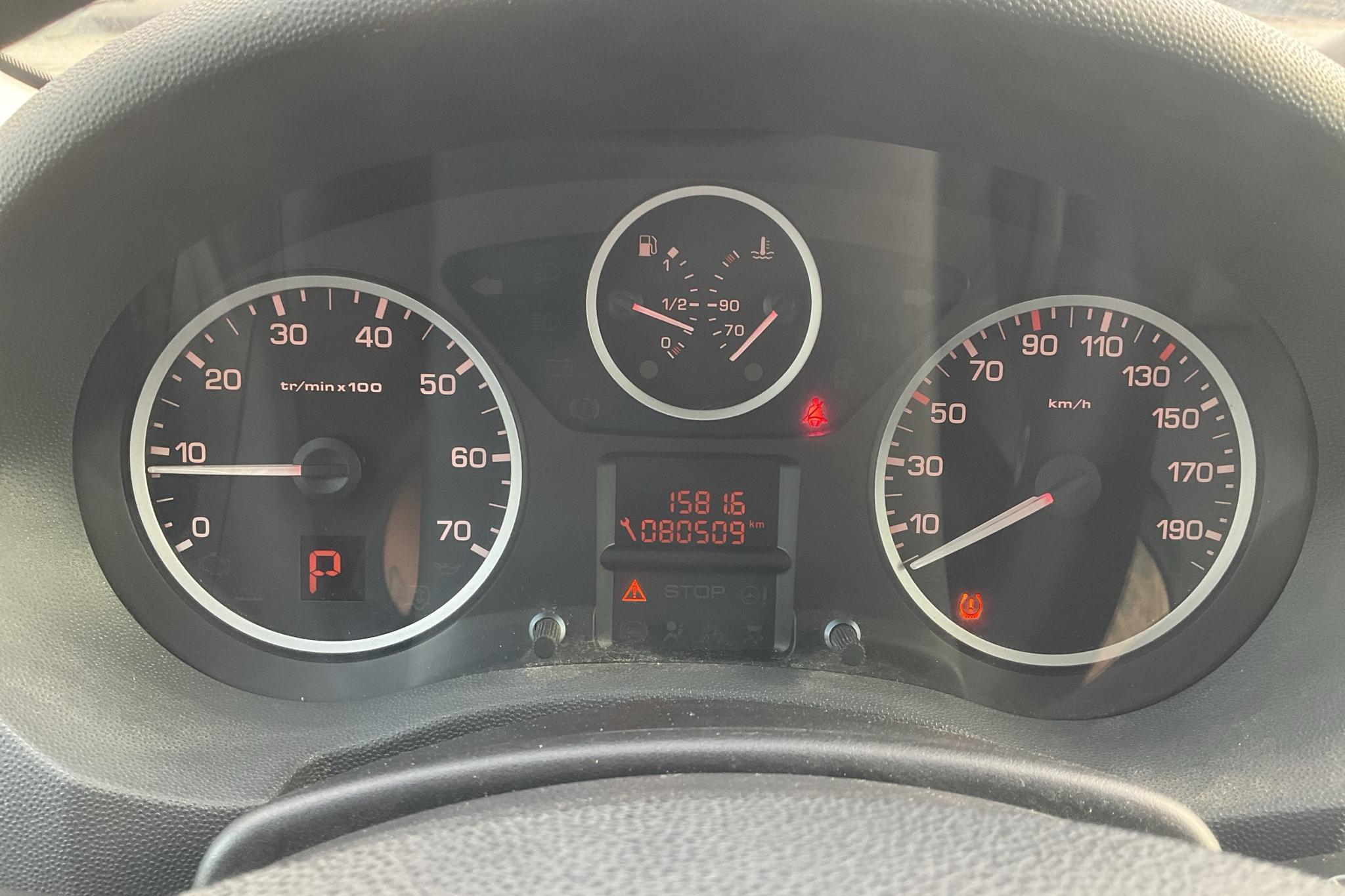 Peugeot Expert 2.0 HDI Skåp (163hk) - 80 510 km - Automatyczna - biały - 2016