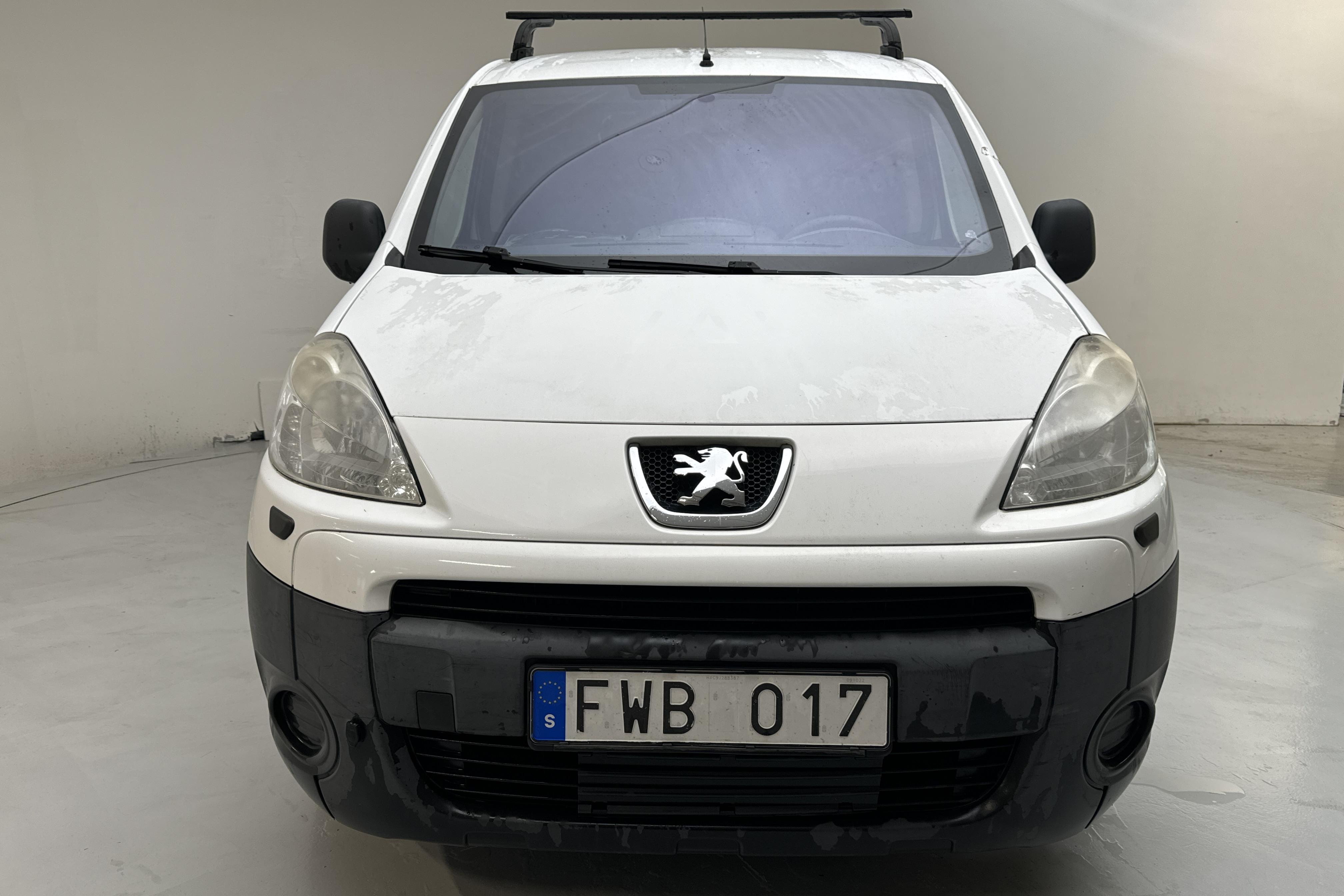 Peugeot Partner 1.6 HDI Skåp (90hk) - 154 890 km - Manual - white - 2009