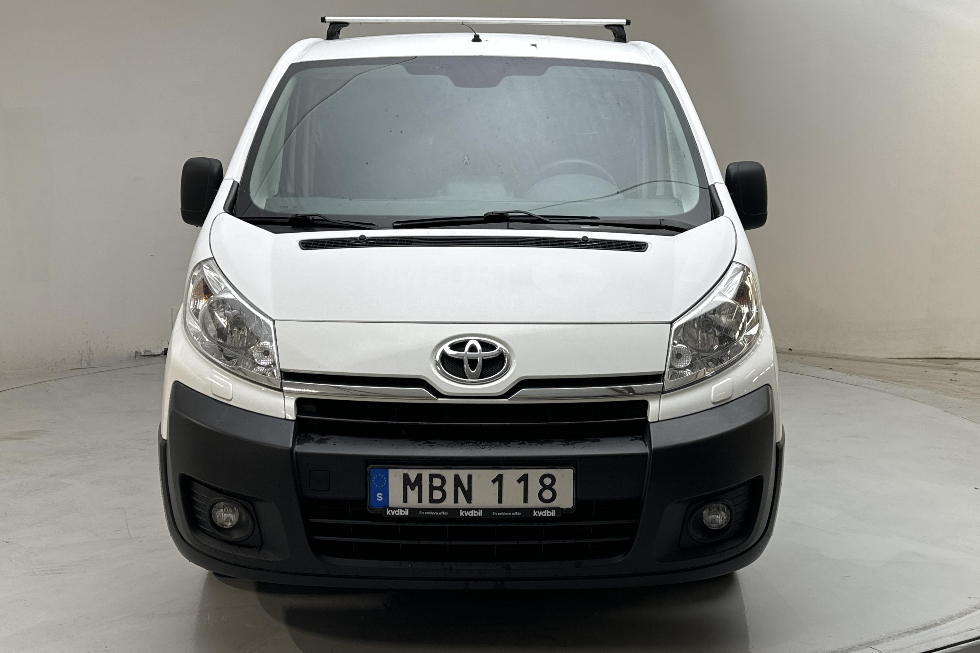 Toyota PROACE 2.0 D-4D (128hk) - 169 750 km - Manuaalinen - valkoinen - 2016