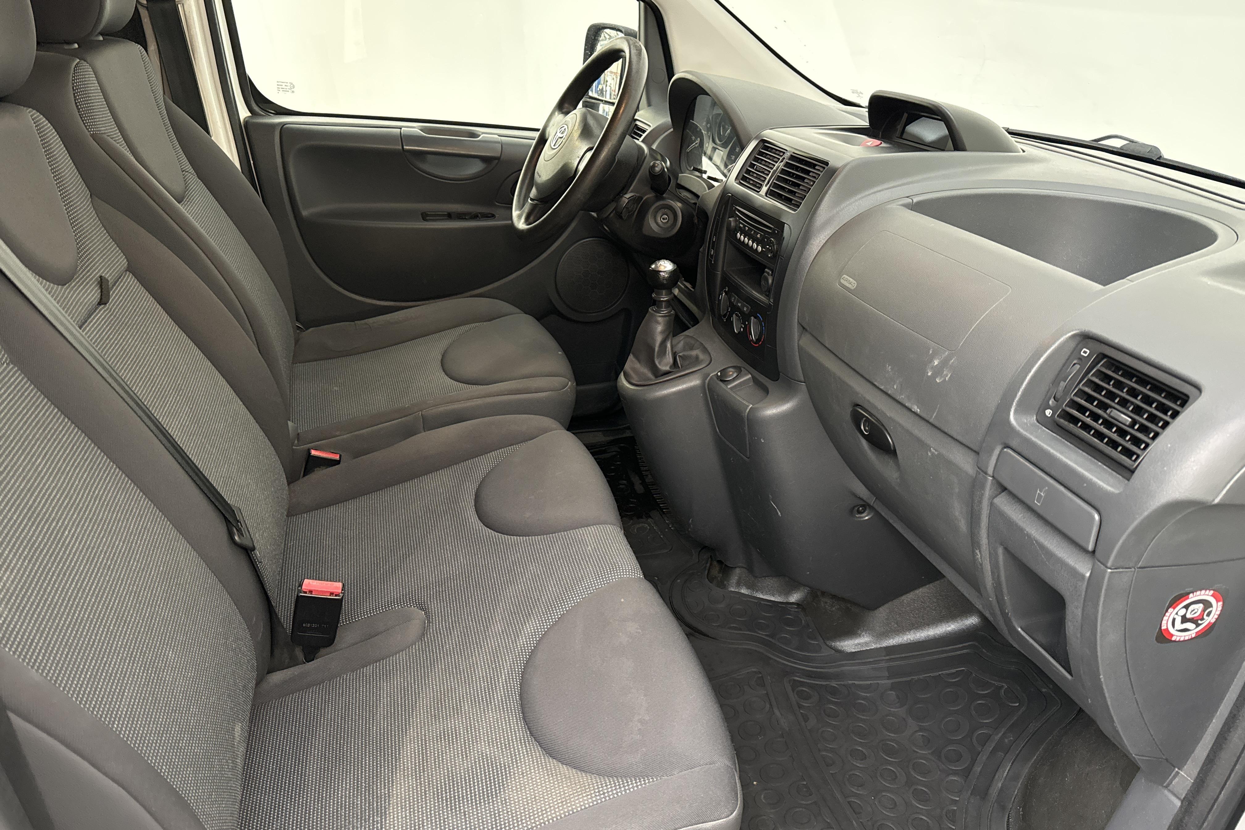 Toyota PROACE 2.0 D-4D (128hk) - 169 750 km - Käsitsi - valge - 2016