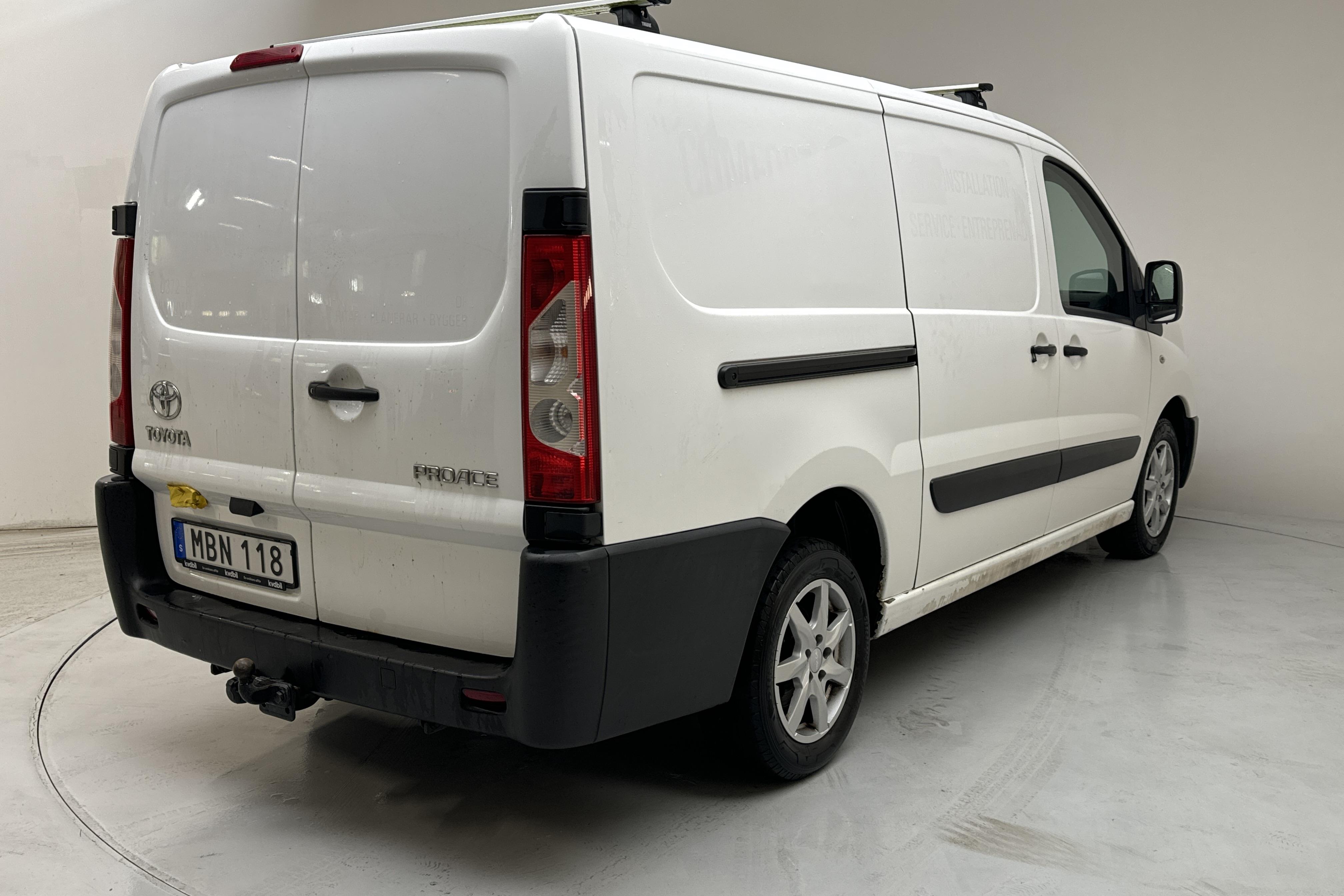 Toyota PROACE 2.0 D-4D (128hk) - 169 750 km - Käsitsi - valge - 2016