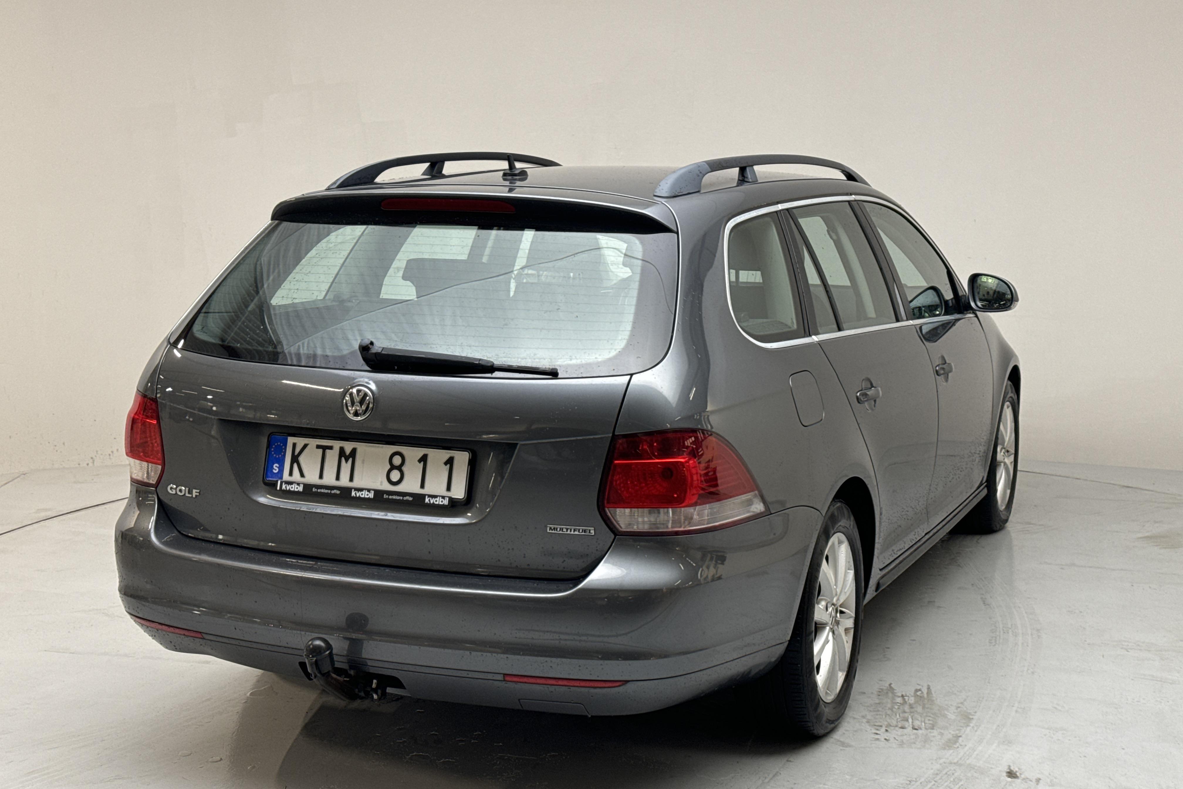 VW Golf VI 1.6 MultiFuel E85 Variant (102hk) - 103 900 km - Manualna - Dark Grey - 2010