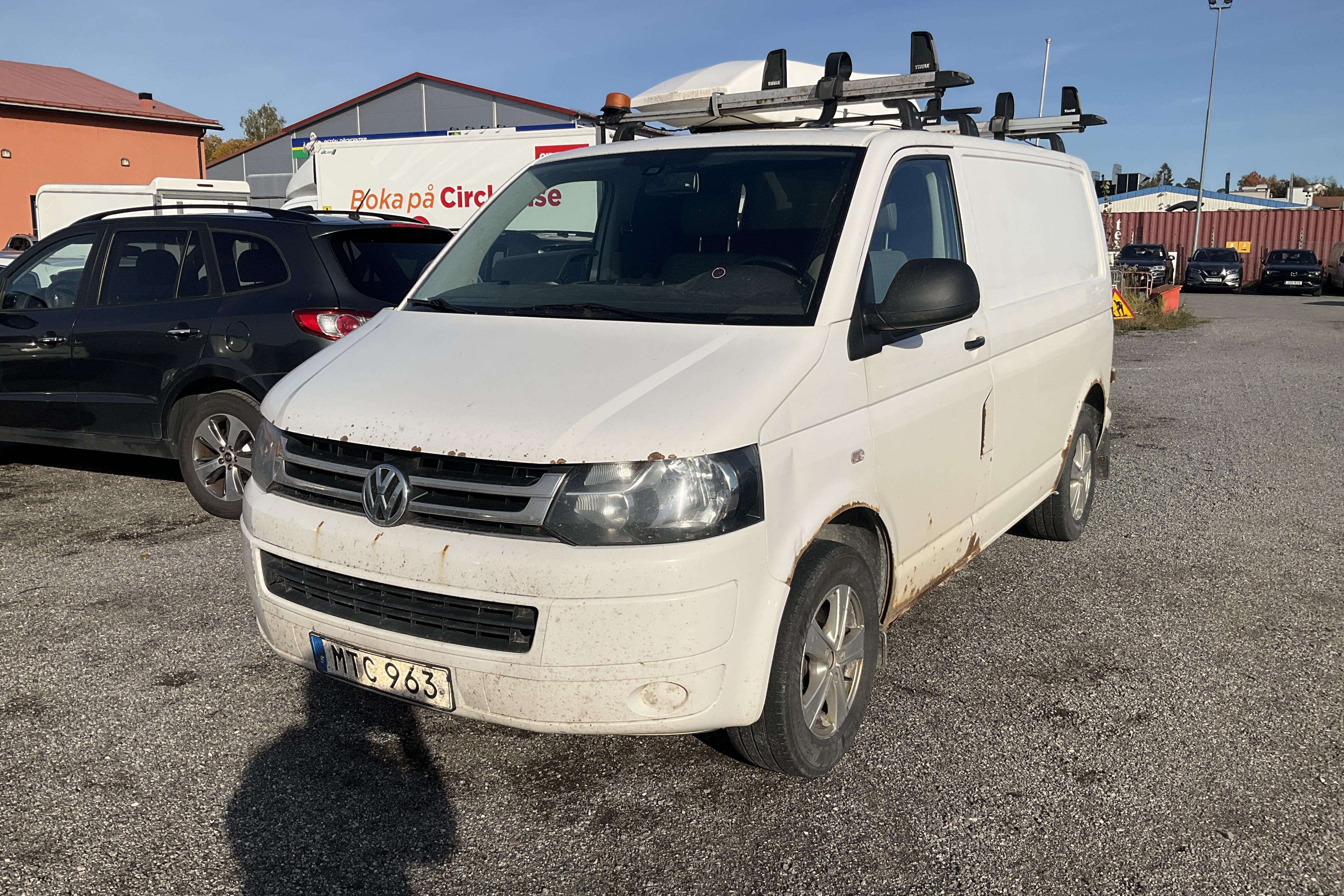 VW Transporter T5 2.0 TDI 4MOTION (140hk) - 402 660 km - Manualna - biały - 2012