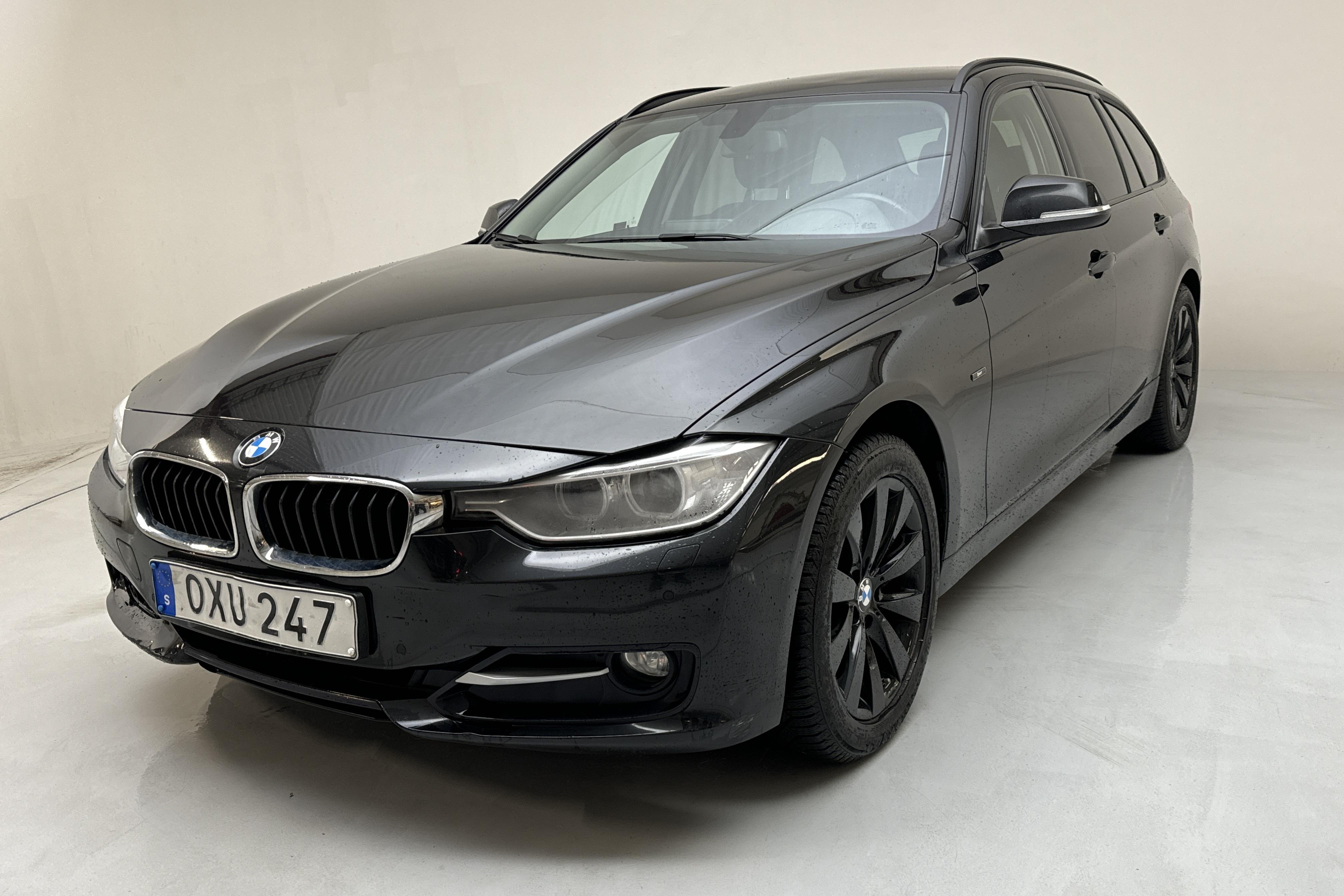 BMW 320d Touring, F31 (184hk) - 157 150 km - Automaatne - must - 2015