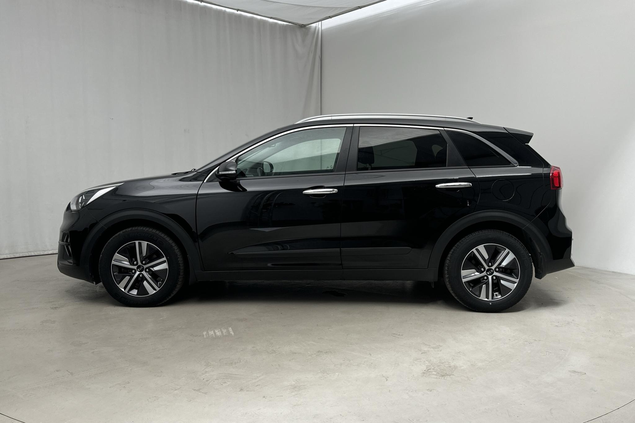 KIA Niro Hybrid 1.6 (141hk) - 79 040 km - Automatyczna - czarny - 2020