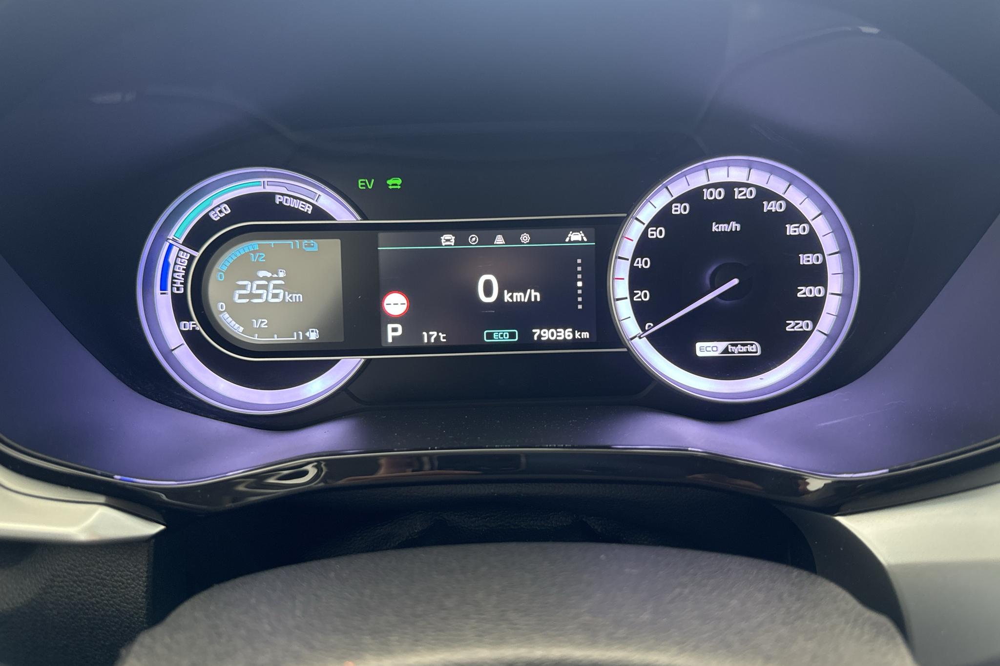 KIA Niro Hybrid 1.6 (141hk) - 79 040 km - Automaatne - must - 2020