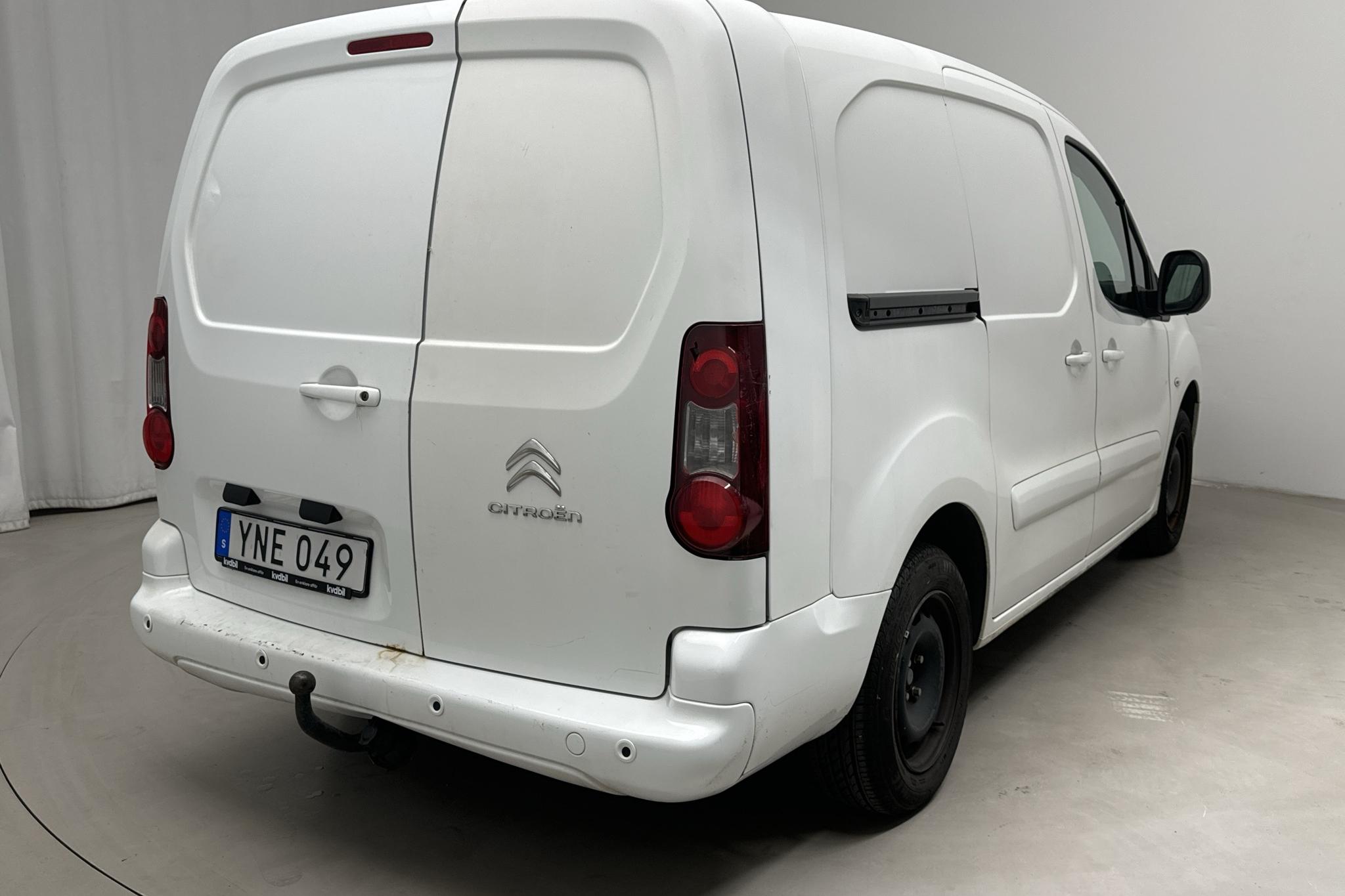 Citroen Berlingo 1.6 BlueHDi Skåp (100hk) - 105 520 km - Automatic - white - 2017