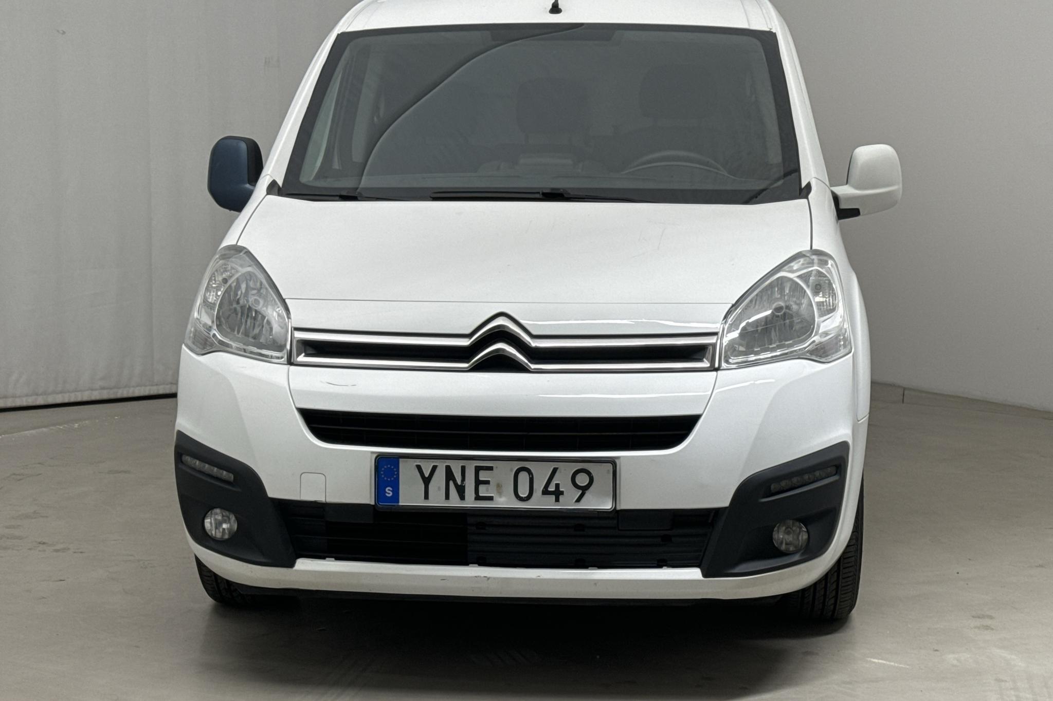 Citroen Berlingo 1.6 BlueHDi Skåp (100hk) - 105 520 km - Automatic - white - 2017