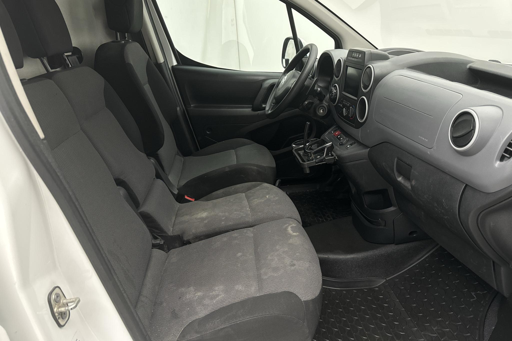 Citroen Berlingo 1.6 BlueHDi Skåp (100hk) - 105 520 km - Automaatne - valge - 2017