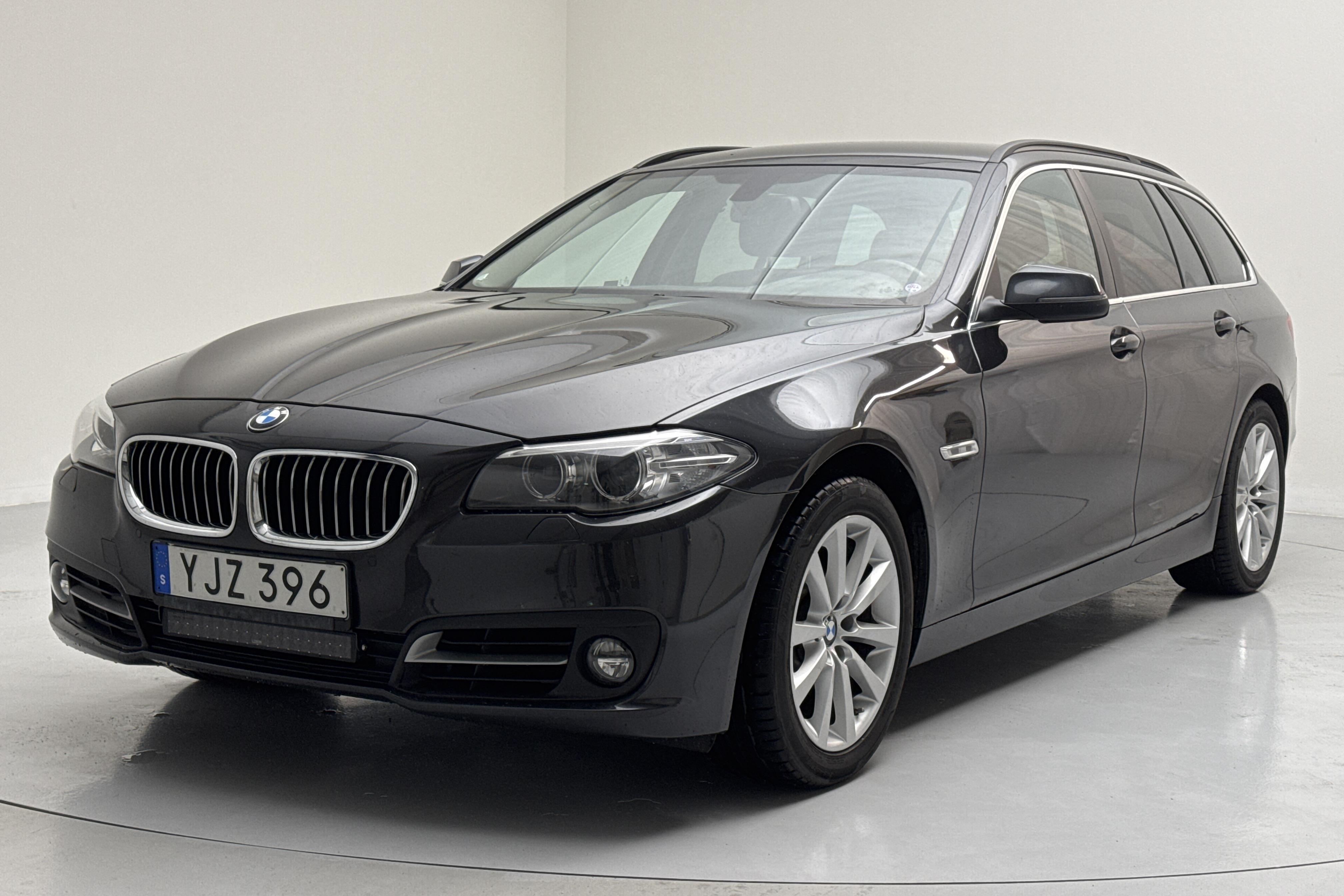 BMW 520d xDrive Touring, F11 (190hk) - 100 750 km - Automatic - gray - 2017