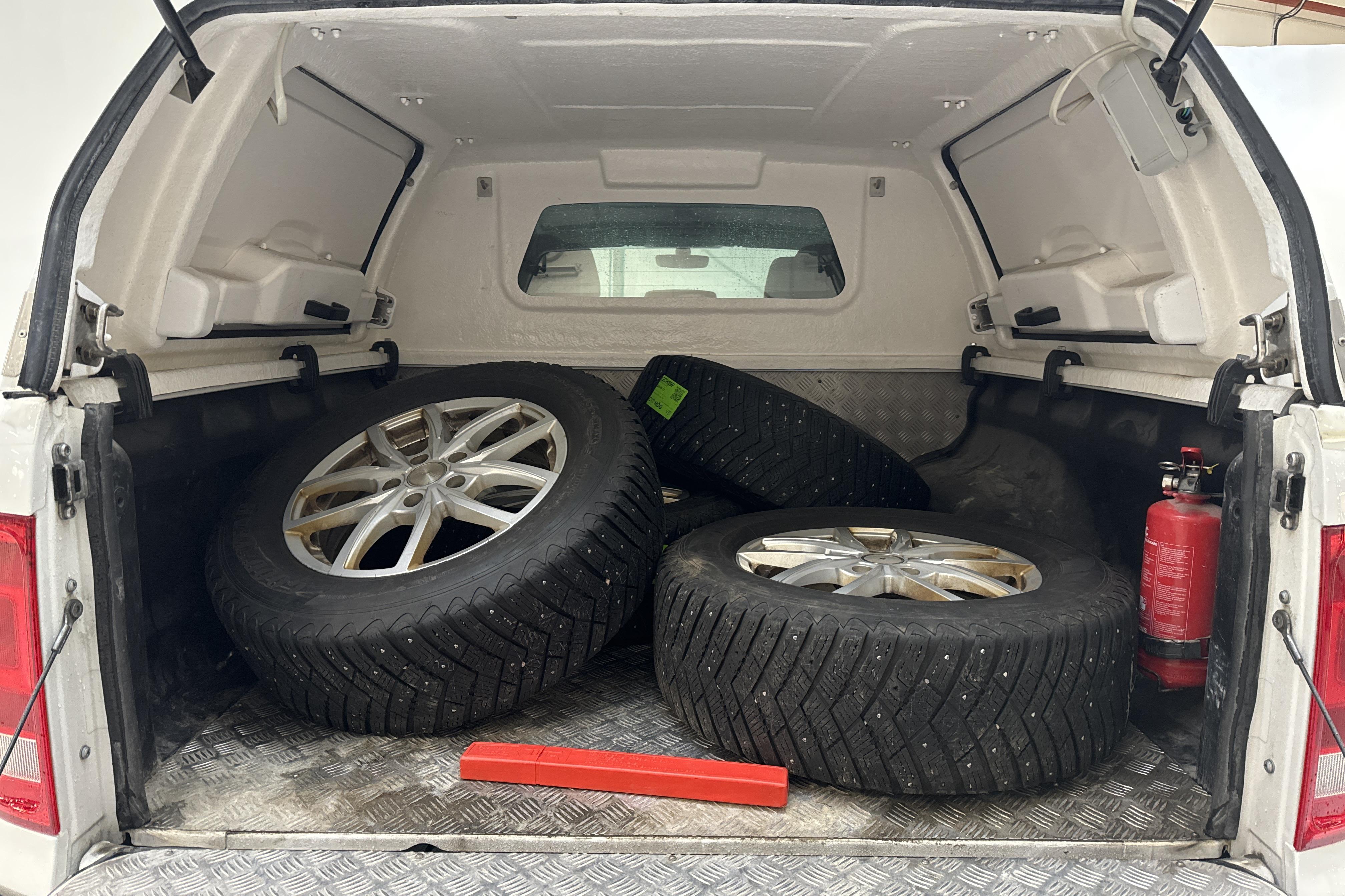 VW Amarok 3.0 TDI 4motion (204hk) - 114 480 km - Automatic - white - 2020