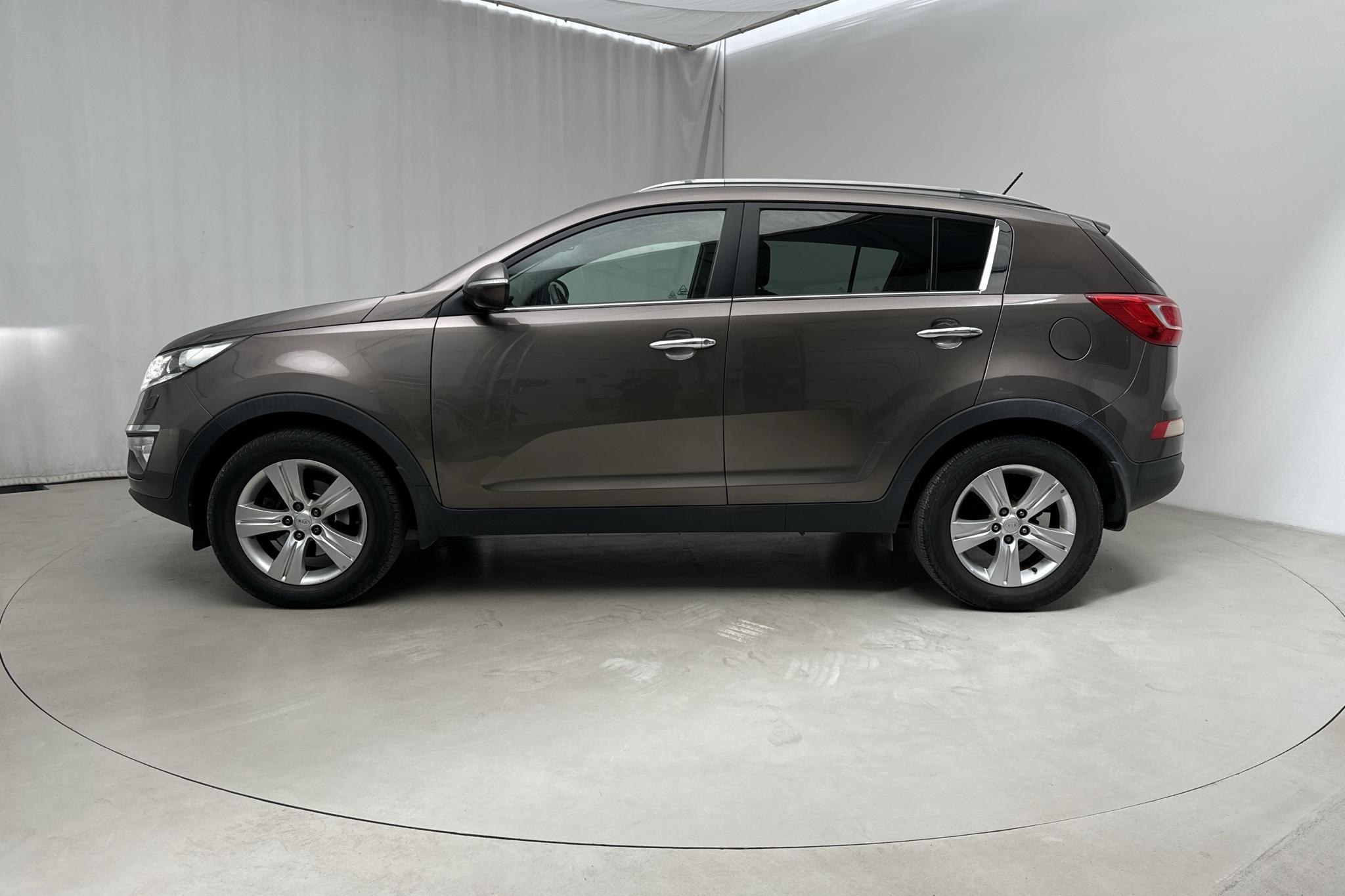 KIA Sportage 1.6 2WD (136hk) - 193 620 km - Käsitsi - Light Brown - 2011