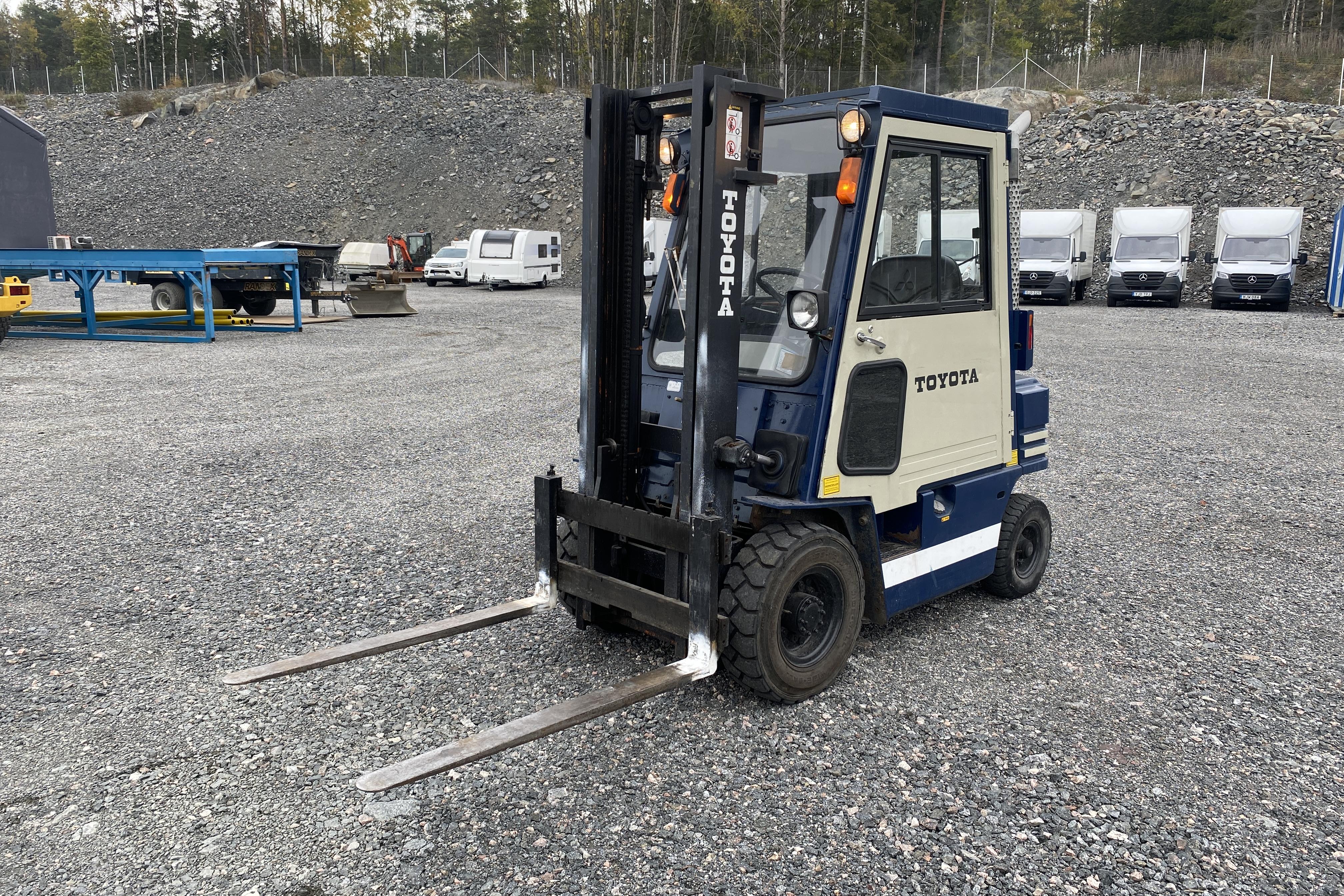 Toyota 42-5FG20 Bensin- & gasoltruck - 