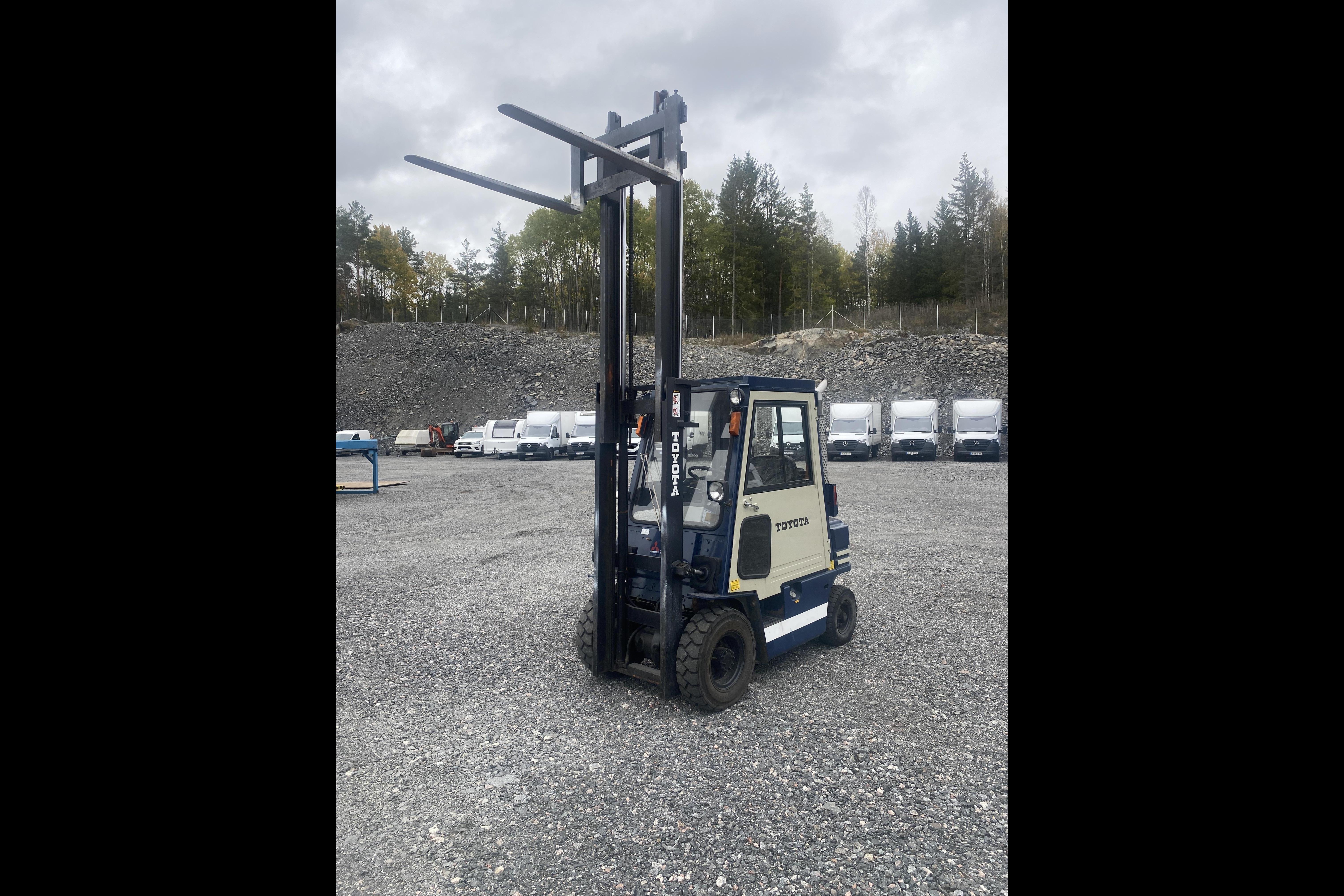 Toyota 42-5FG20 Bensin- & gasoltruck - 