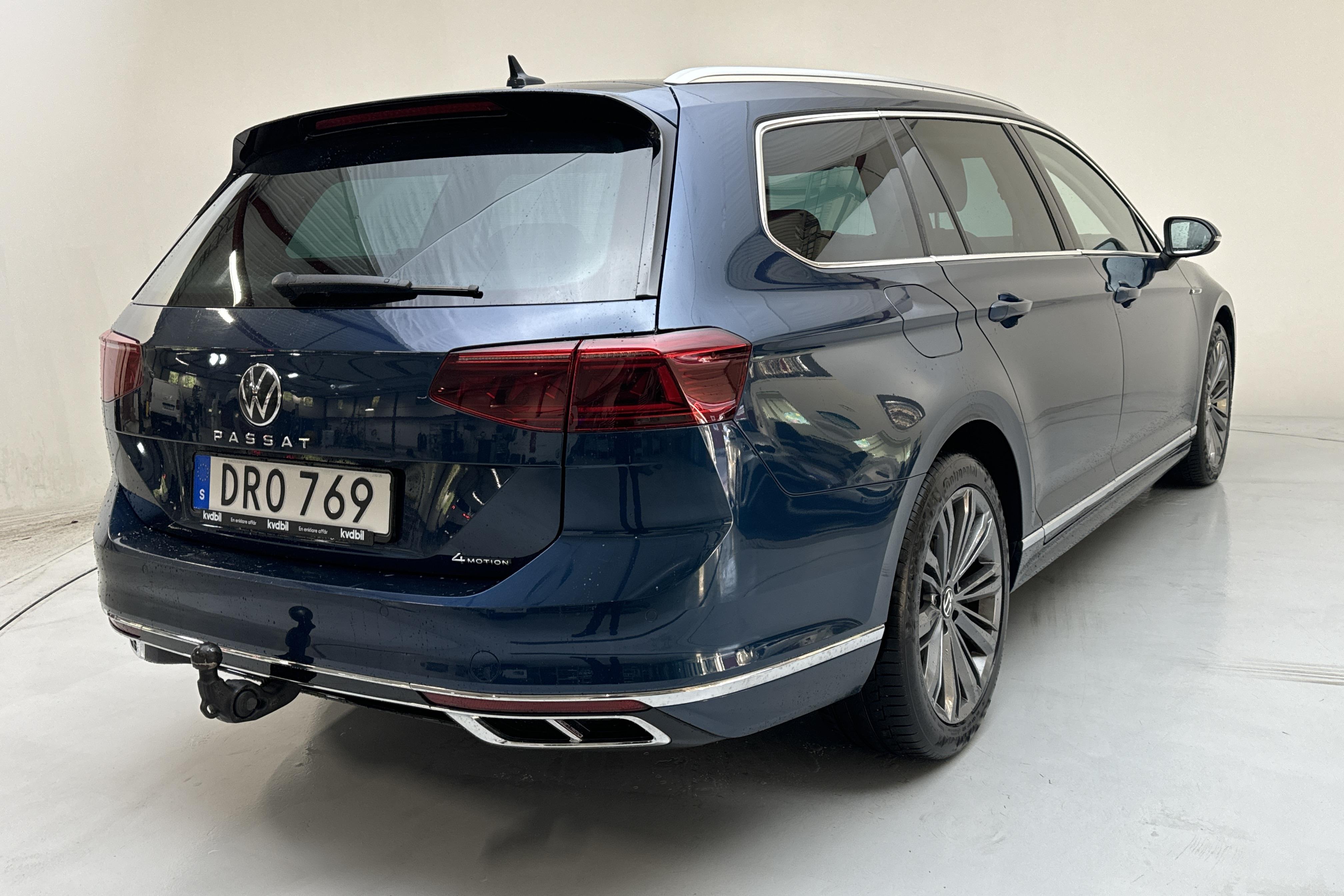 VW Passat 2.0 TDI Sportscombi 4Motion (200hk) - 111 460 km - Automatyczna - niebieski - 2022