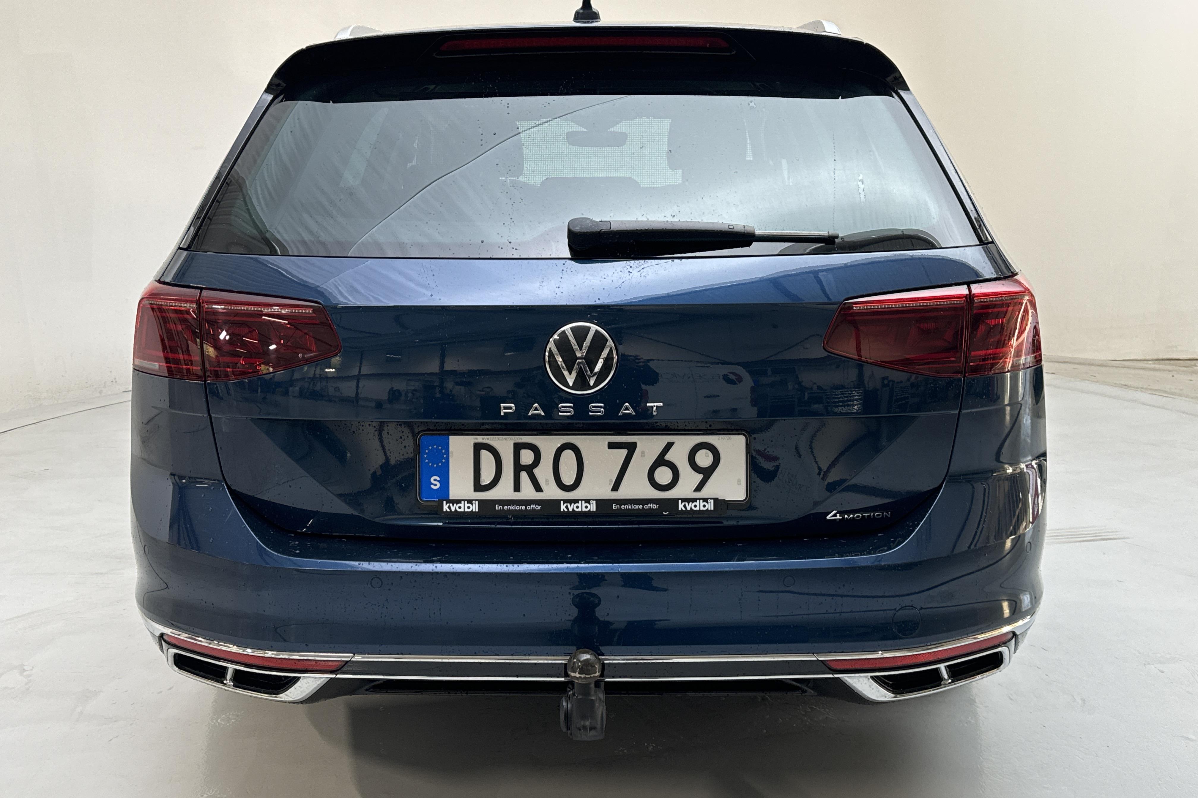 VW Passat 2.0 TDI Sportscombi 4Motion (200hk) - 111 460 km - Automatic - blue - 2022