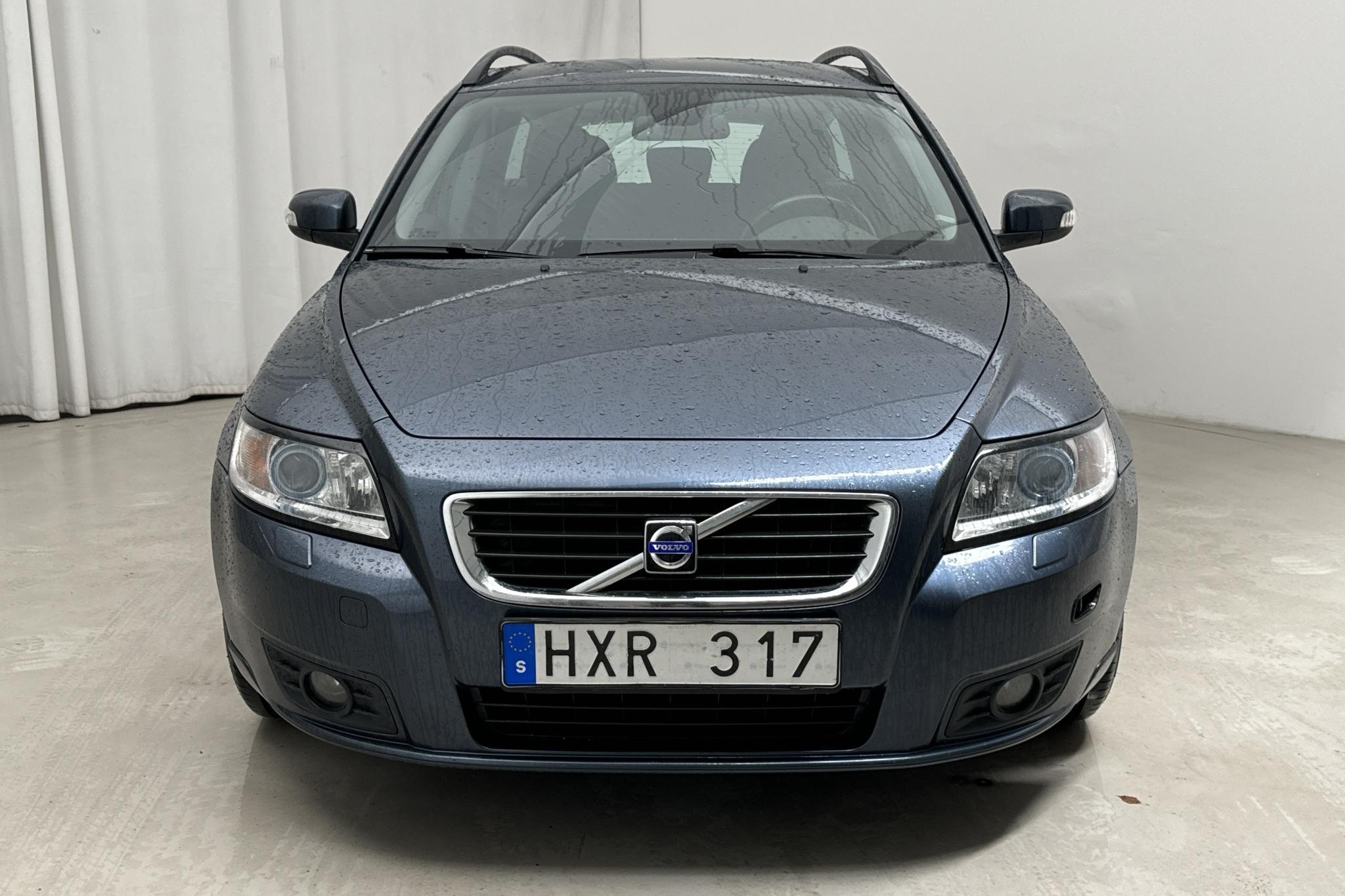 Volvo V50 1.8F (125hk) - 196 770 km - Käsitsi - sinine - 2009