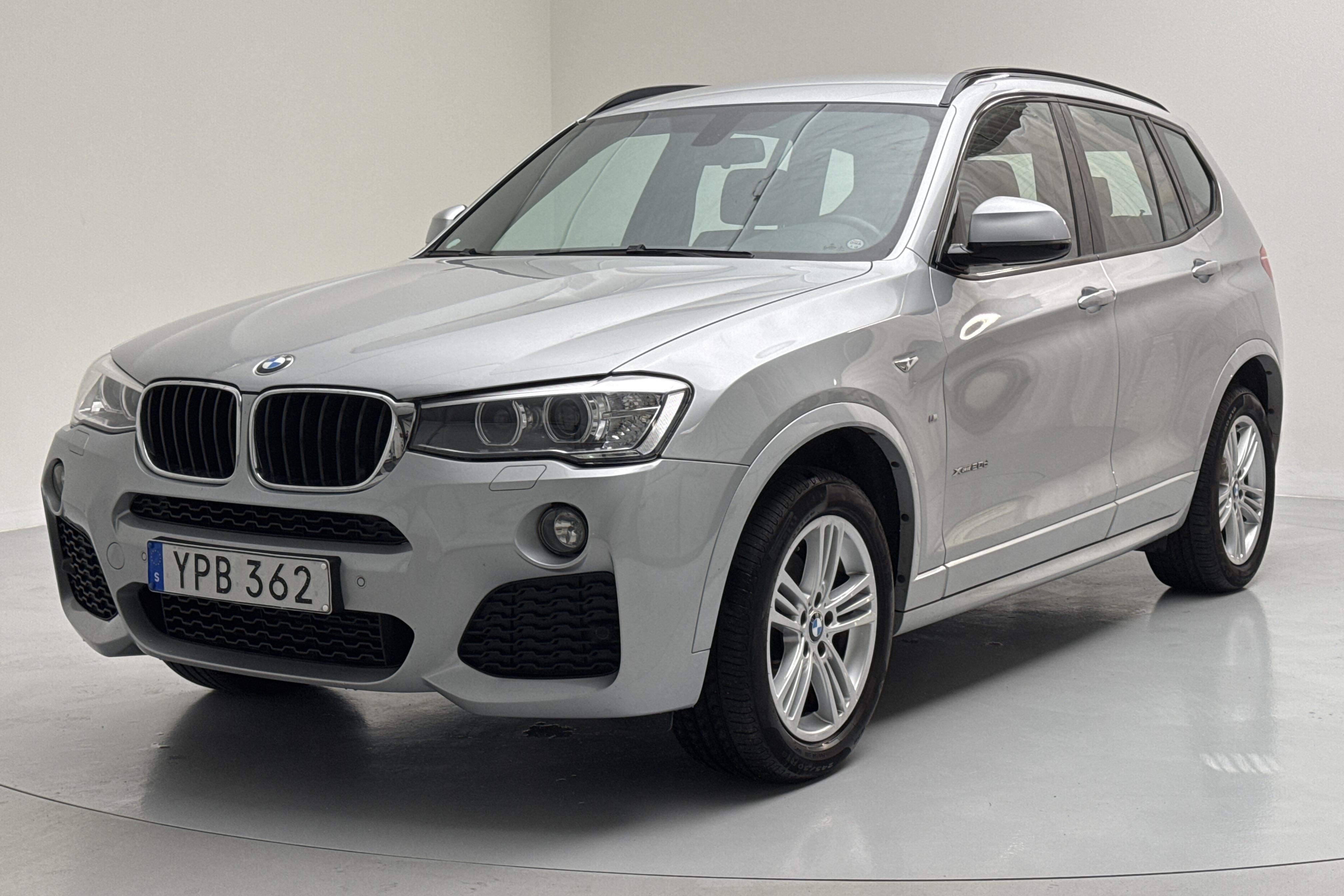 BMW X3 xDrive20d, F25 (190hk) - 140 790 km - Automaatne - hõbe - 2017