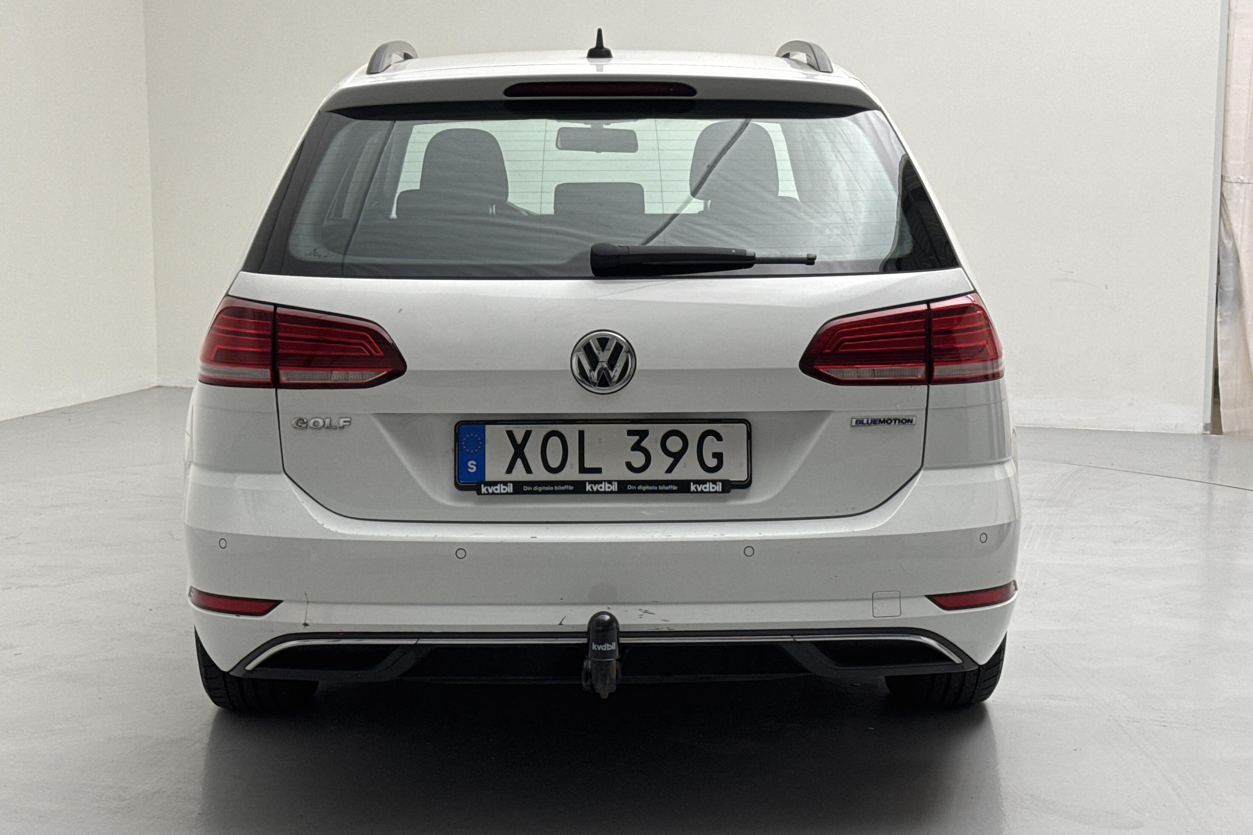 VW Golf VII 1.5 TGI Sportscombi (130hk) - 51 830 km - Manual - white - 2019